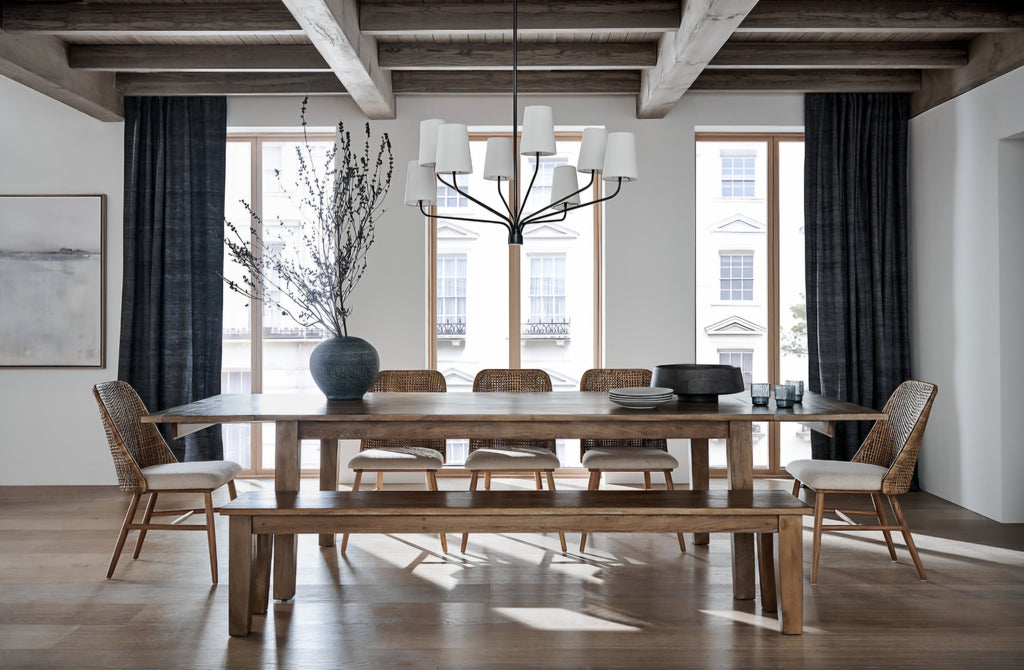 THE ONE × Basque — Table à manger en bois massif brun clair vieilli