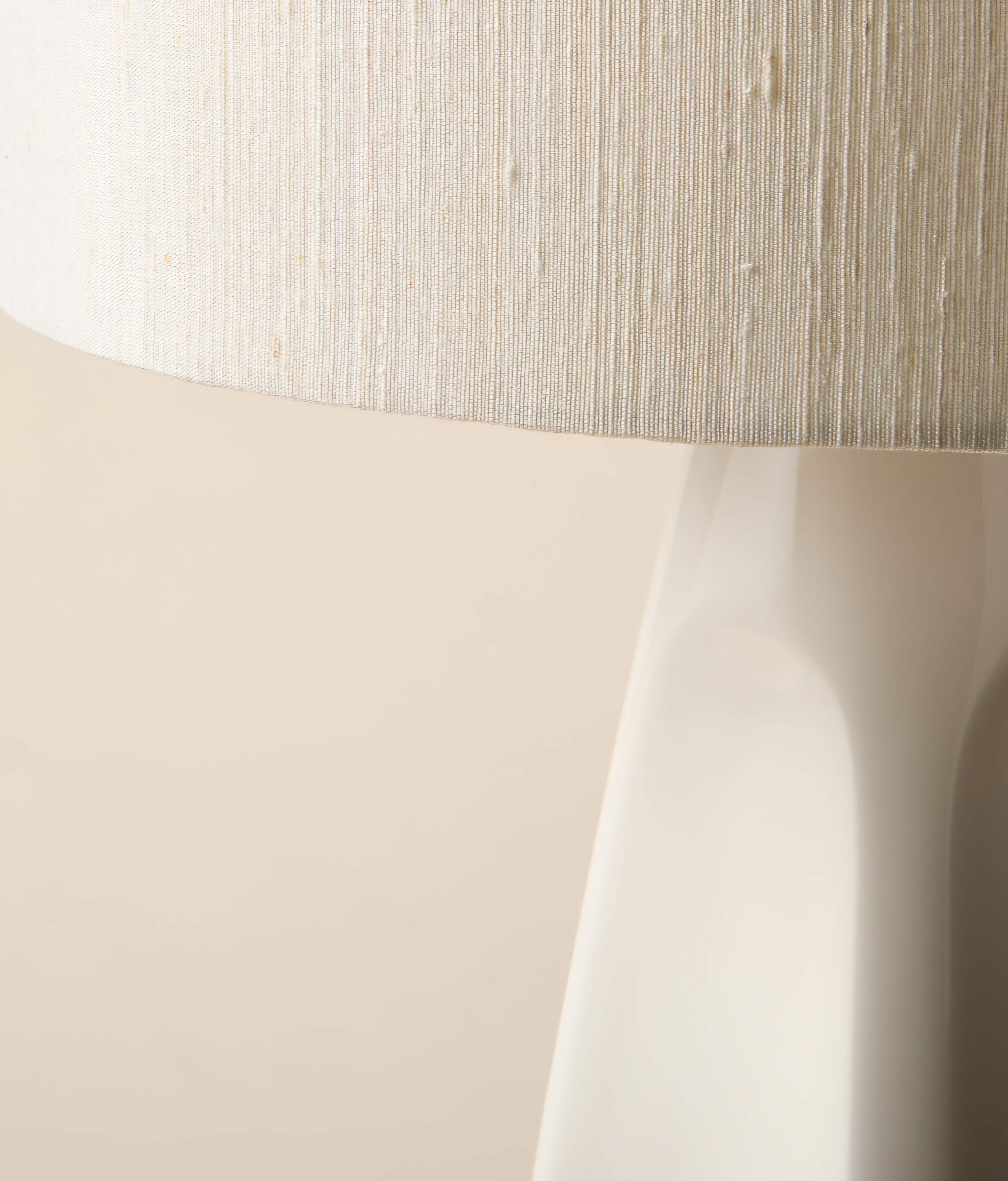 THE ONE × Saxon — White High-Gloss Resin Table Lamp with Silk Shade