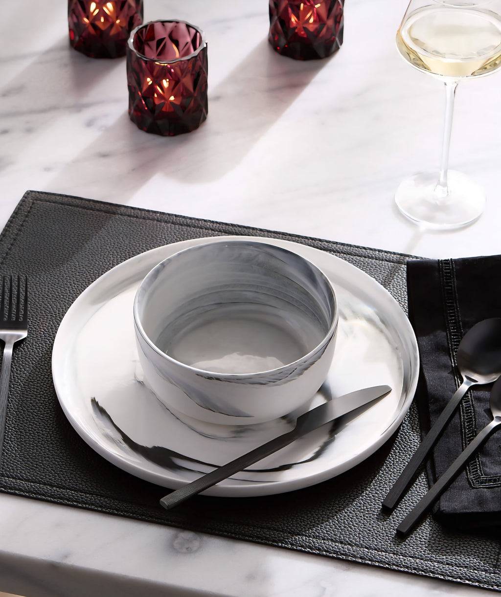 THE ONE × Swirl — Black and White Dinner Plates