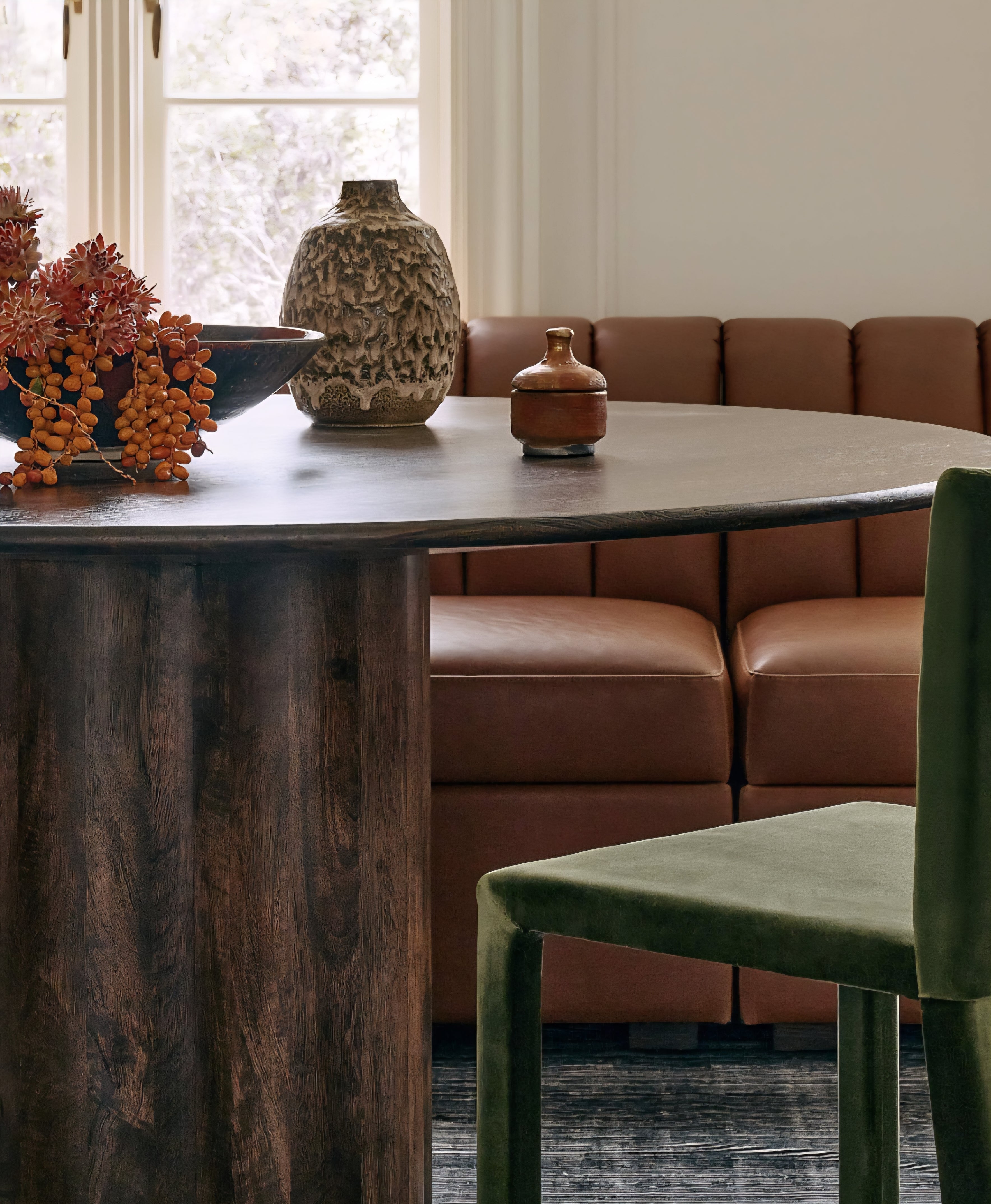 THE ONE × Viggo — Dark Mango Wood Dining Table