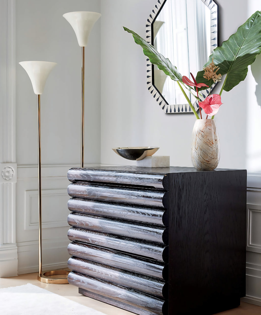 THE ONE × Akri — Champagne Gold and Cream Onyx Low Serving Bowl