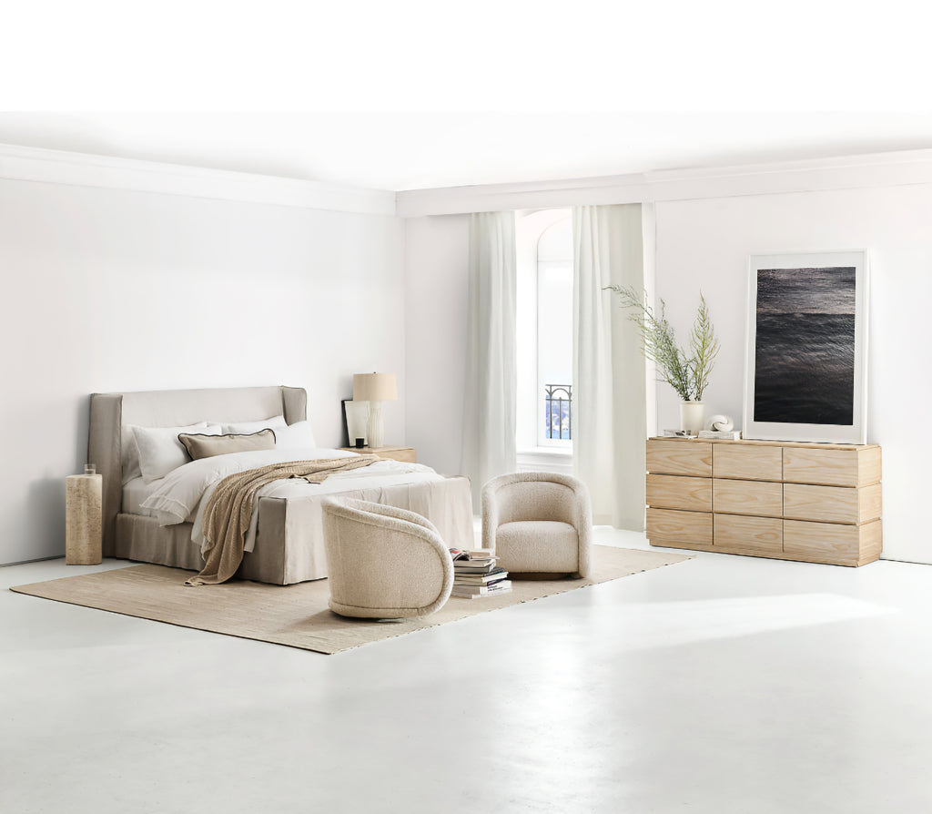 THE ONE × Medoc — Light Beige Textured Boucle Swivel Chair