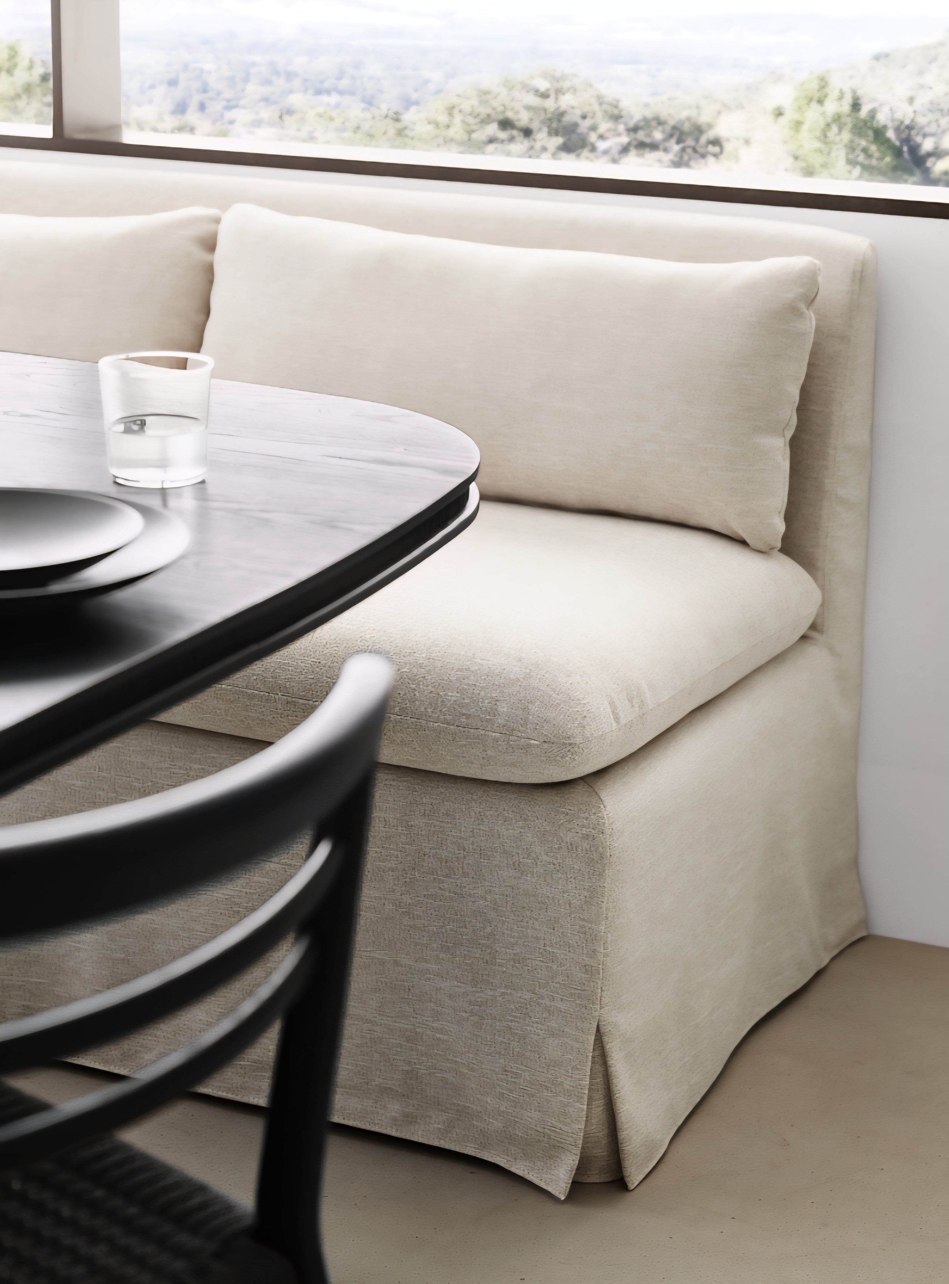 THE ONE × Roseau — Extendable Pedestal Dining Table