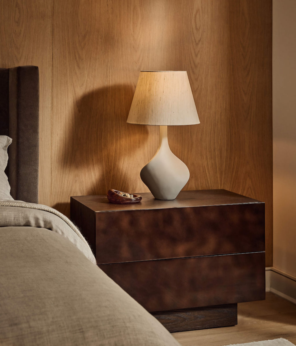 THE ONE × Valis — White Resin Table Lamp