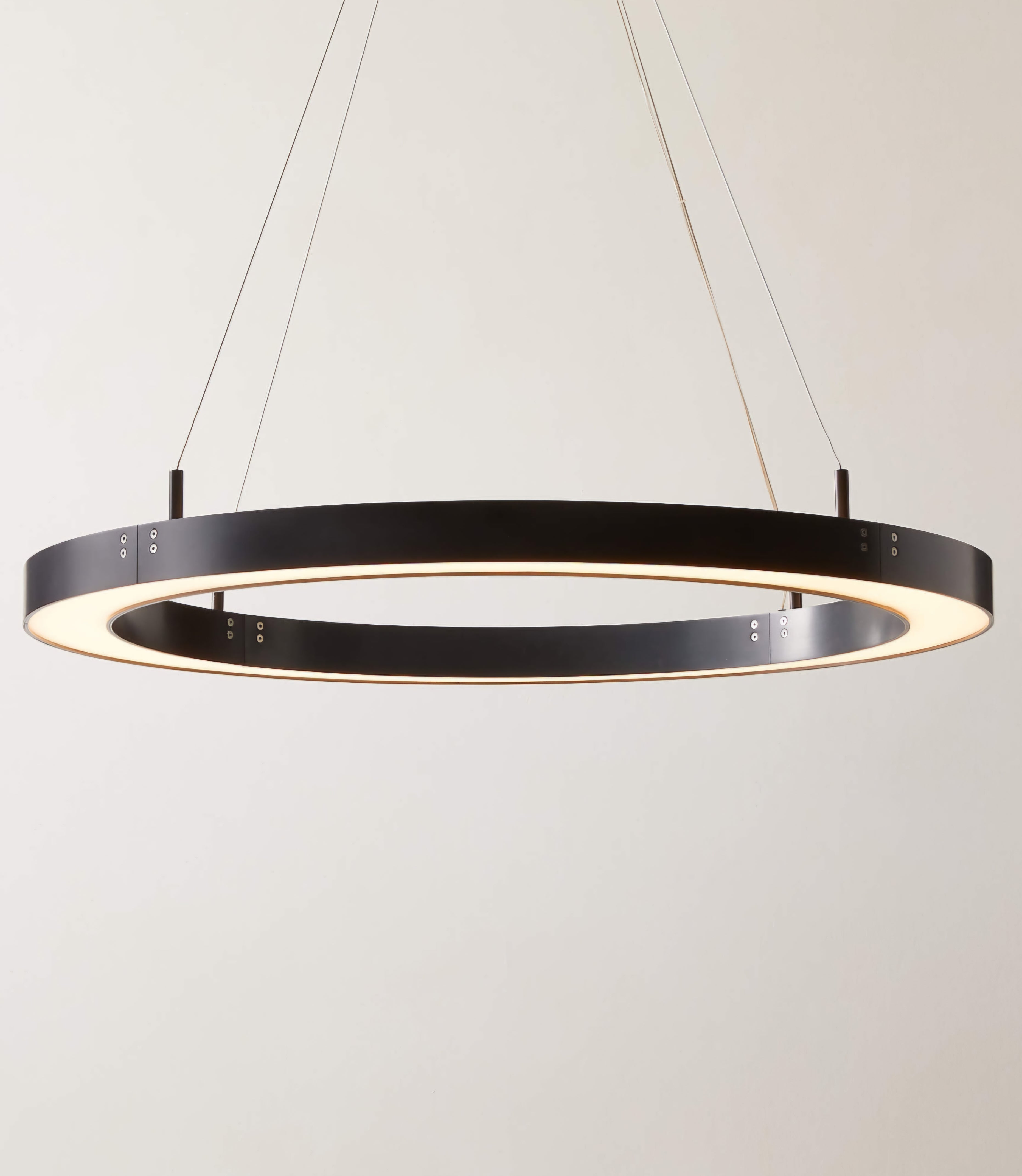 THE ONE × Misura — Black Metal Pendant Light