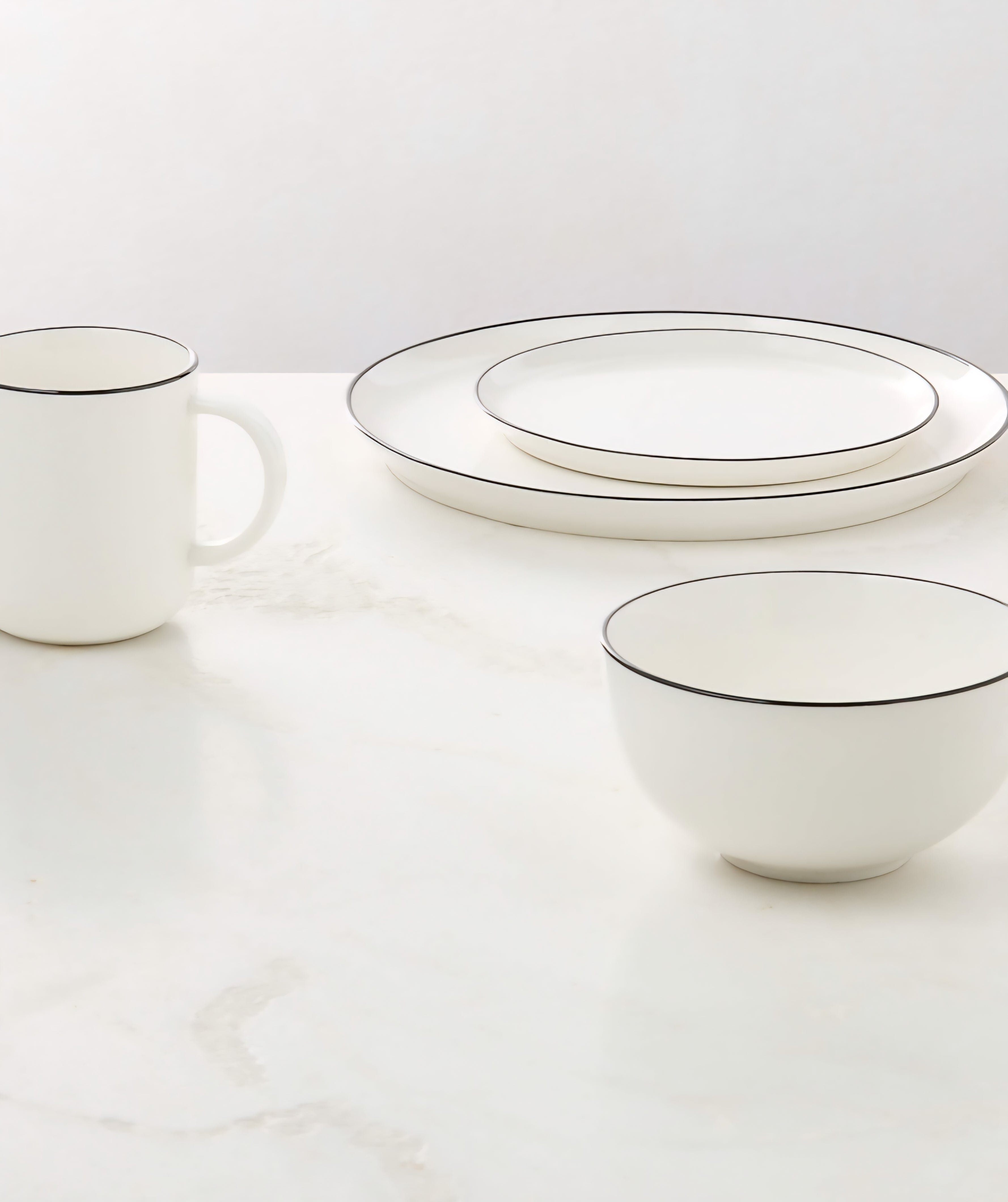 THE ONE × Contact — White Ceramic Dinner Plates with Black Rim