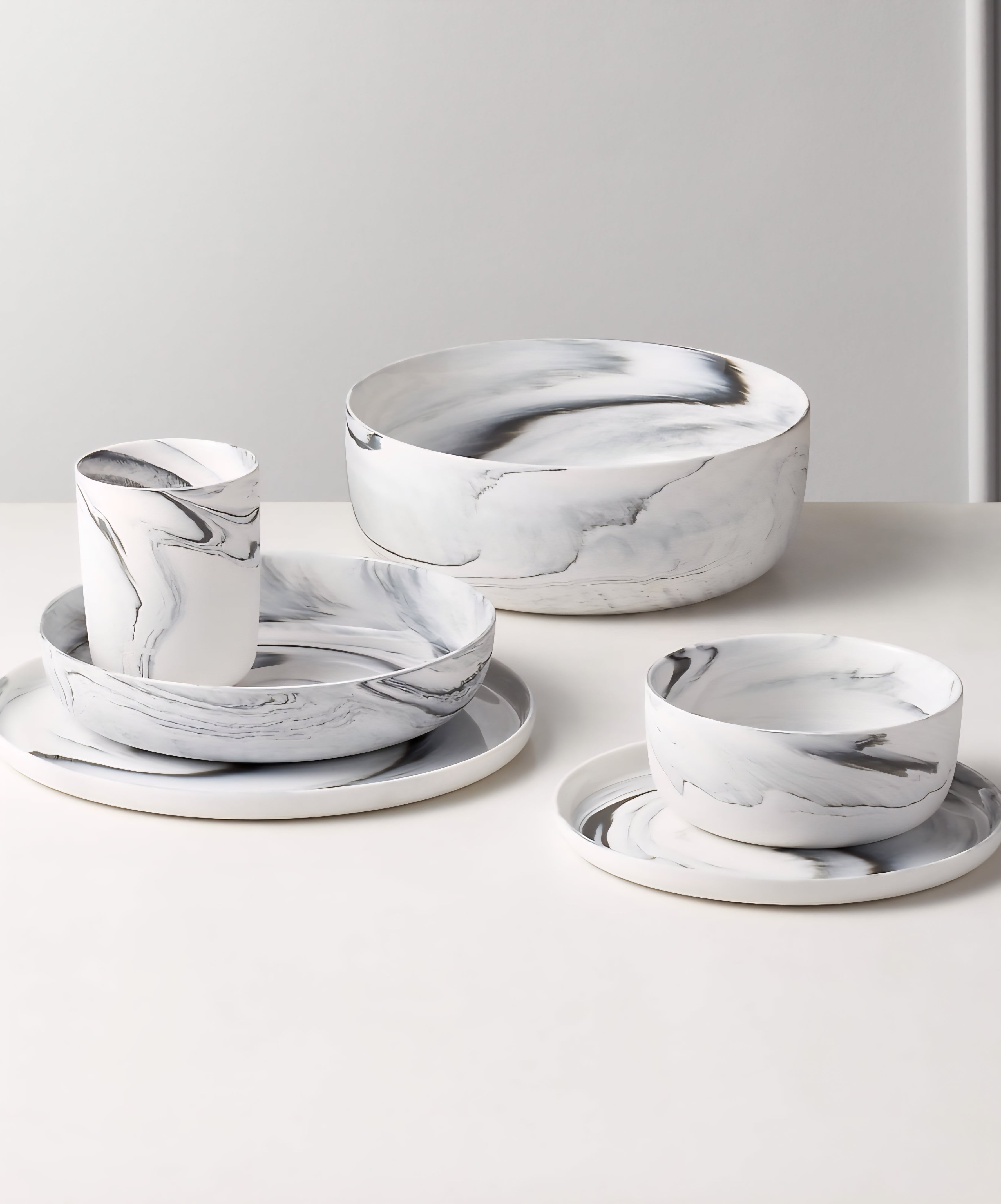 THE ONE × Swirl — 3-Piece Black and White Dinnerware Set