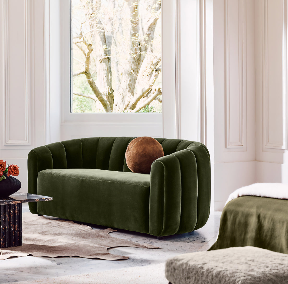 THE ONE × Fitz — Channeled White Boucle Loveseat
