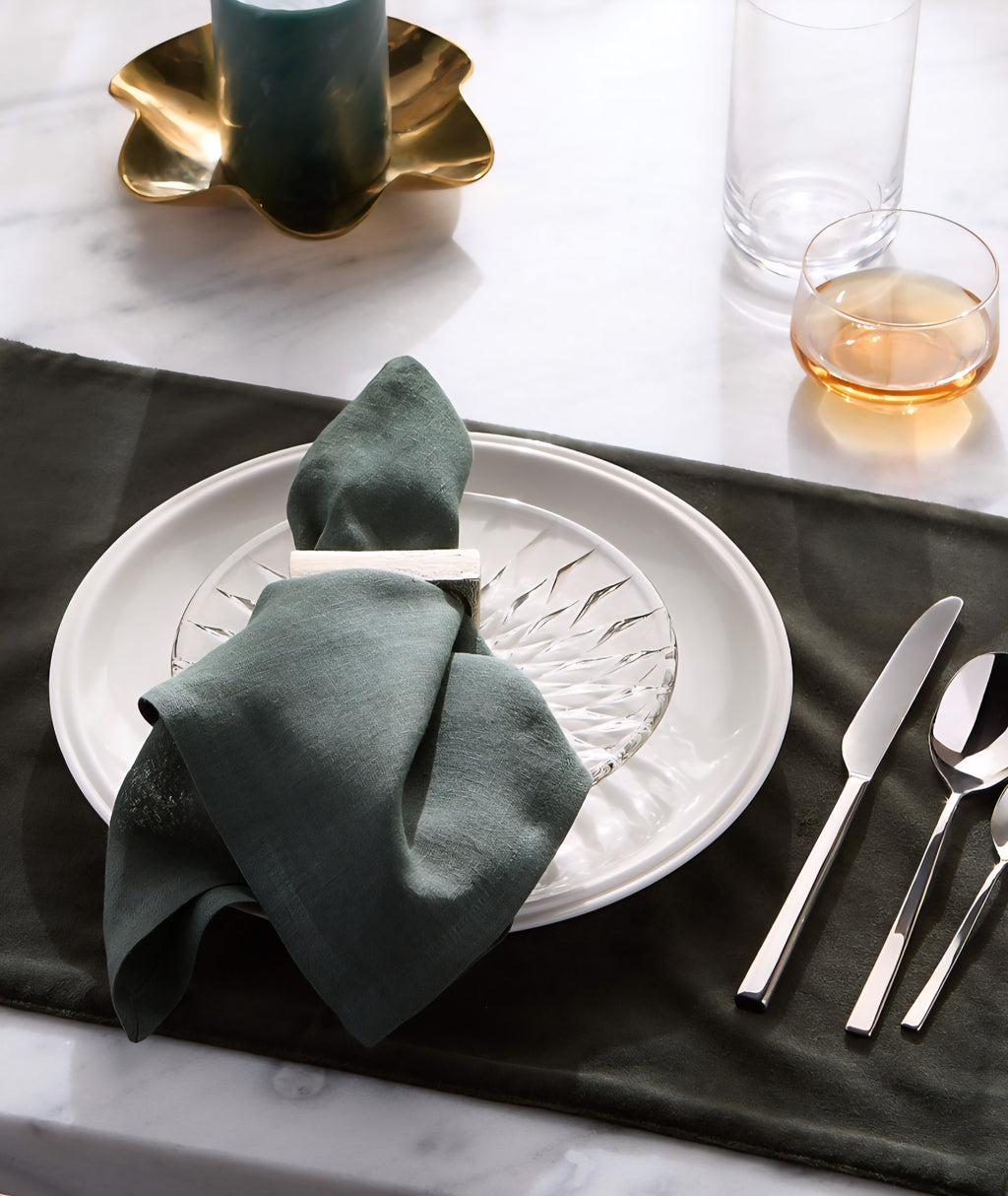 THE ONE × Daphne — Glass Appetizer Plates