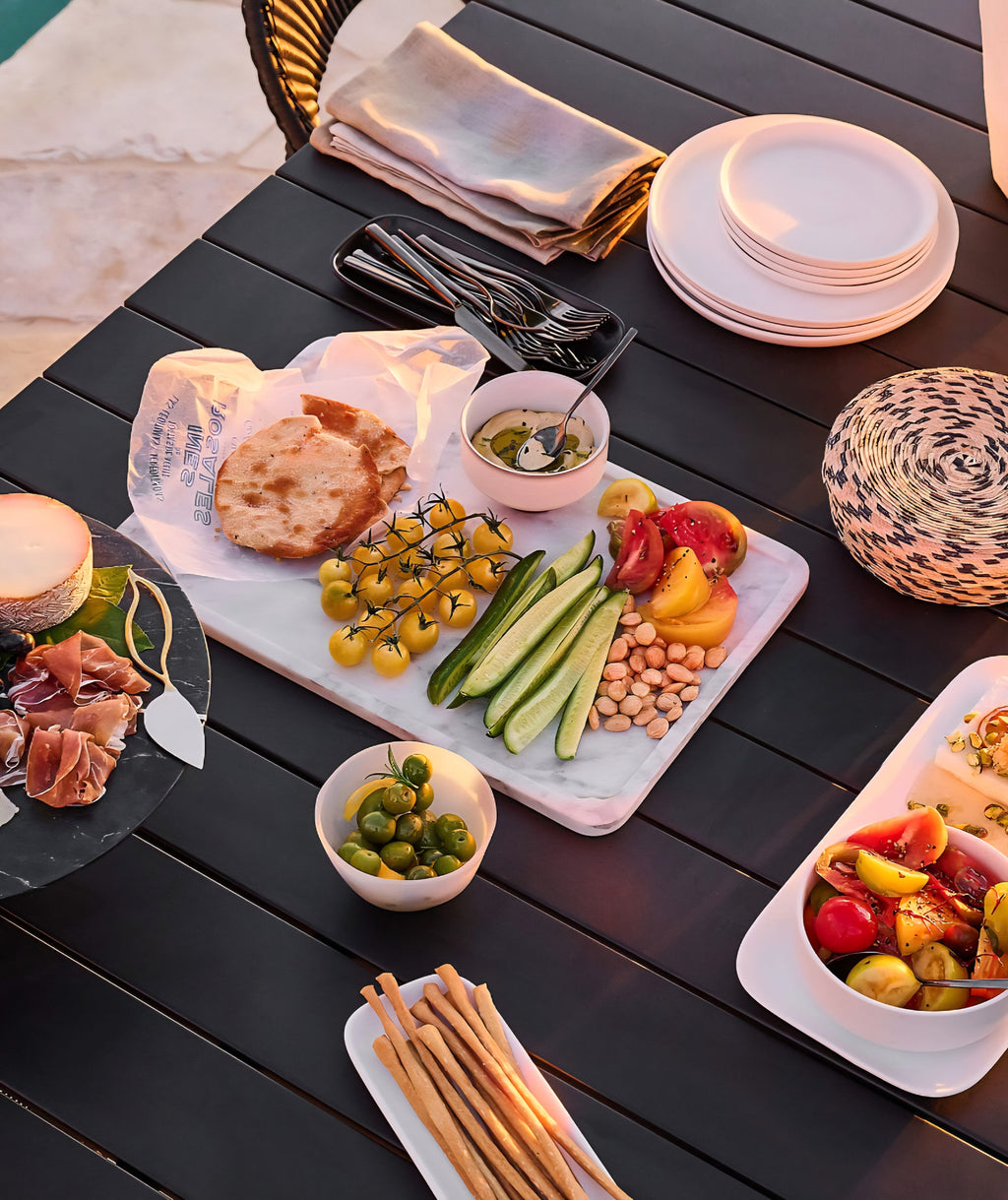 THE ONE × Mezze — Black and Natural Serving Basket with Lid