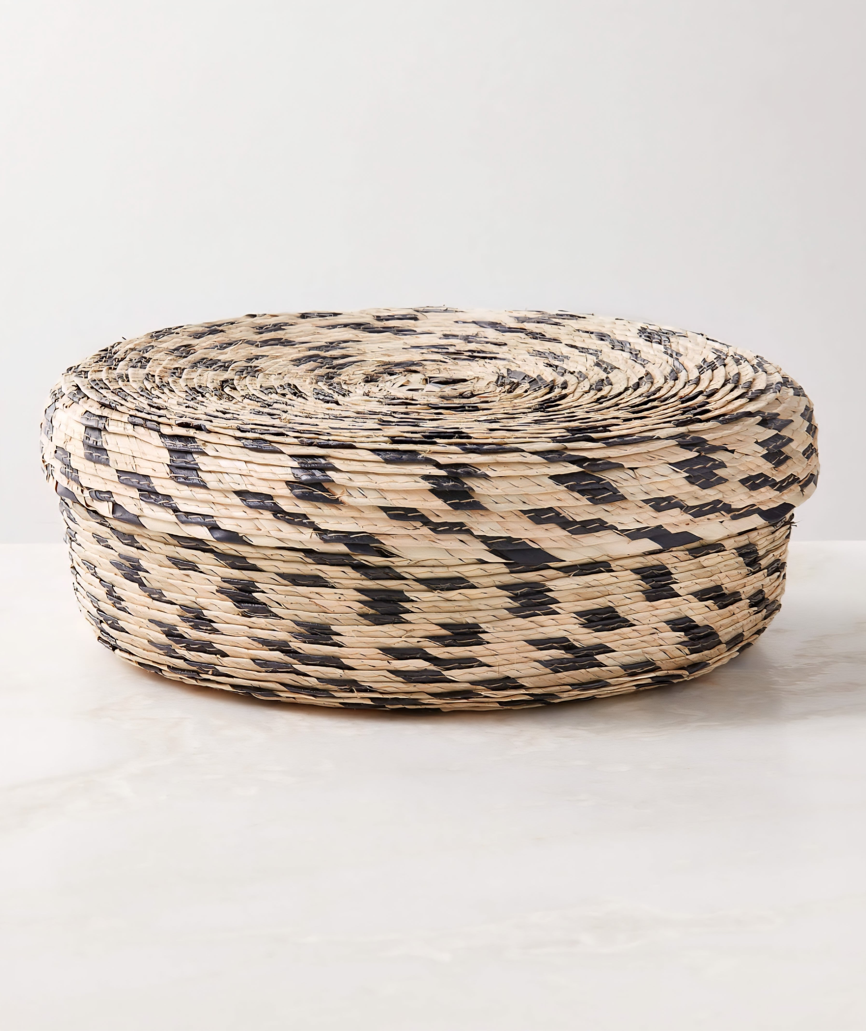 THE ONE × Mezze — Black and Natural Serving Basket with Lid