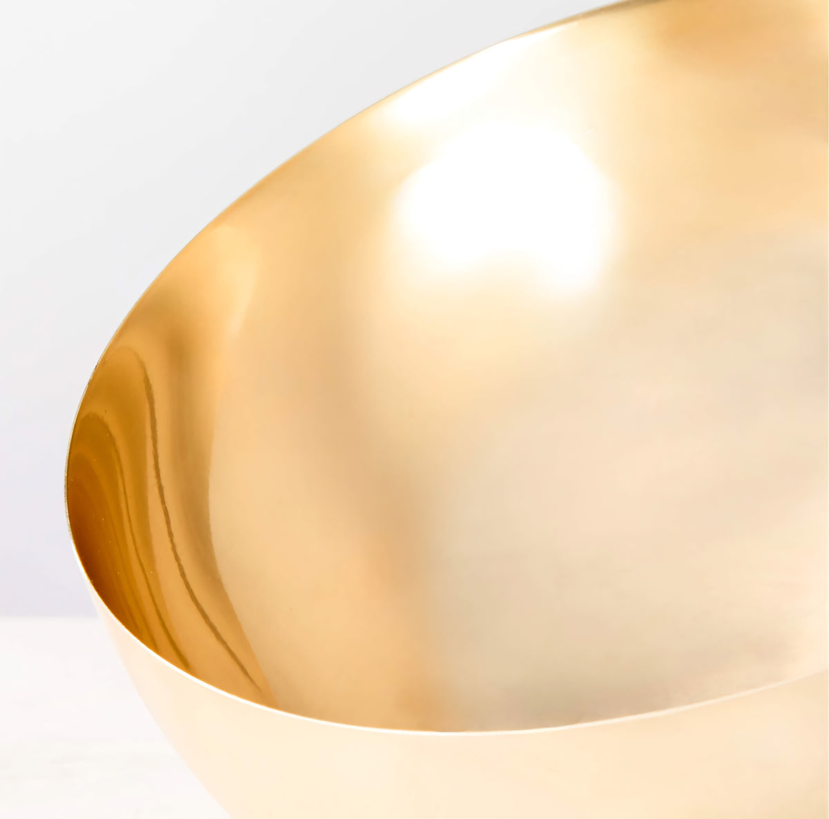 THE ONE × Hera — Bronze Serving Bowl