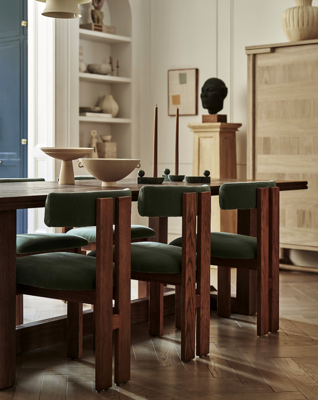 THE ONE × Ceremonie — Chaise de salle à manger en bouclé