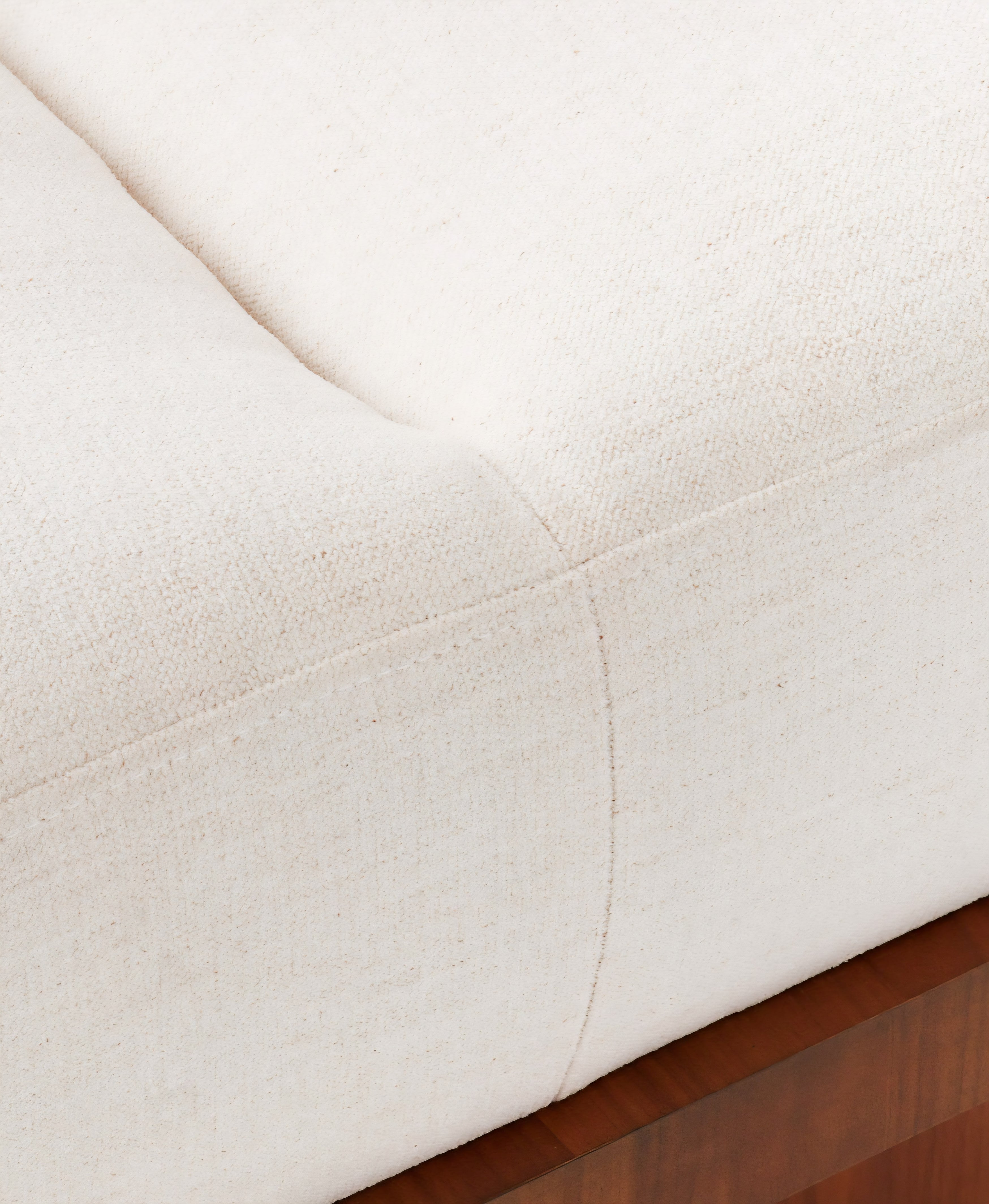 THE ONE × Serafin — Brown Leather Daybed