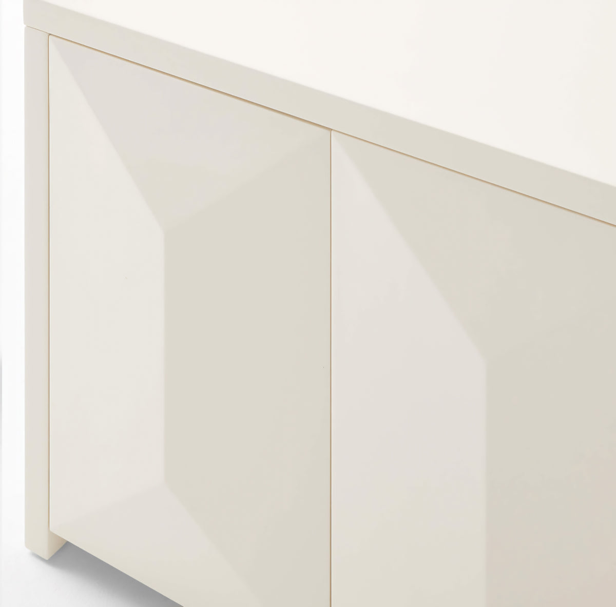 THE ONE × Cairo — Warm White High‑Gloss Lacquered Credenza