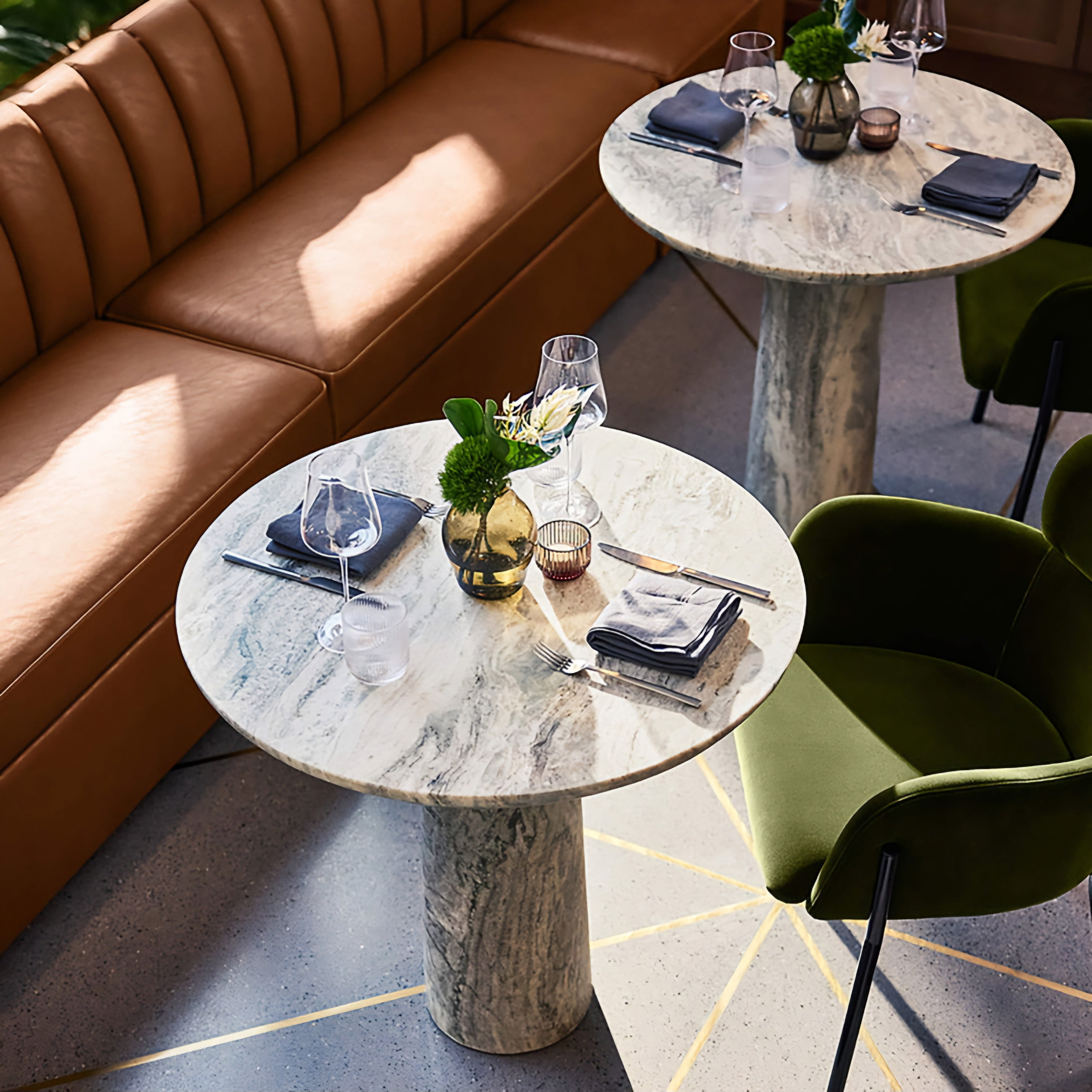 THE ONE × Duncan — Leather U-Shaped Dining Banquette