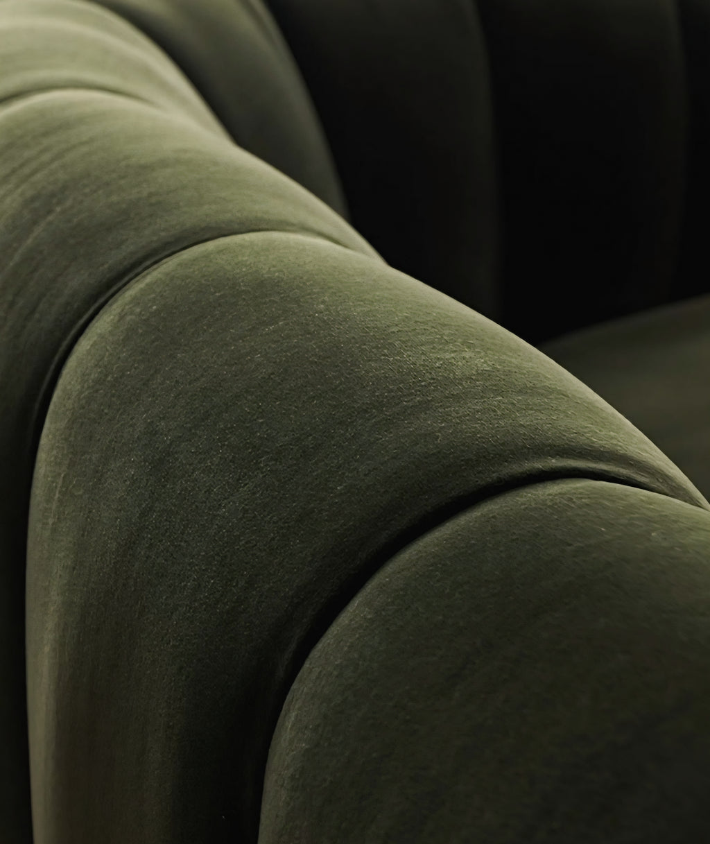 THE ONE × Fitz — Channeled White Boucle Loveseat