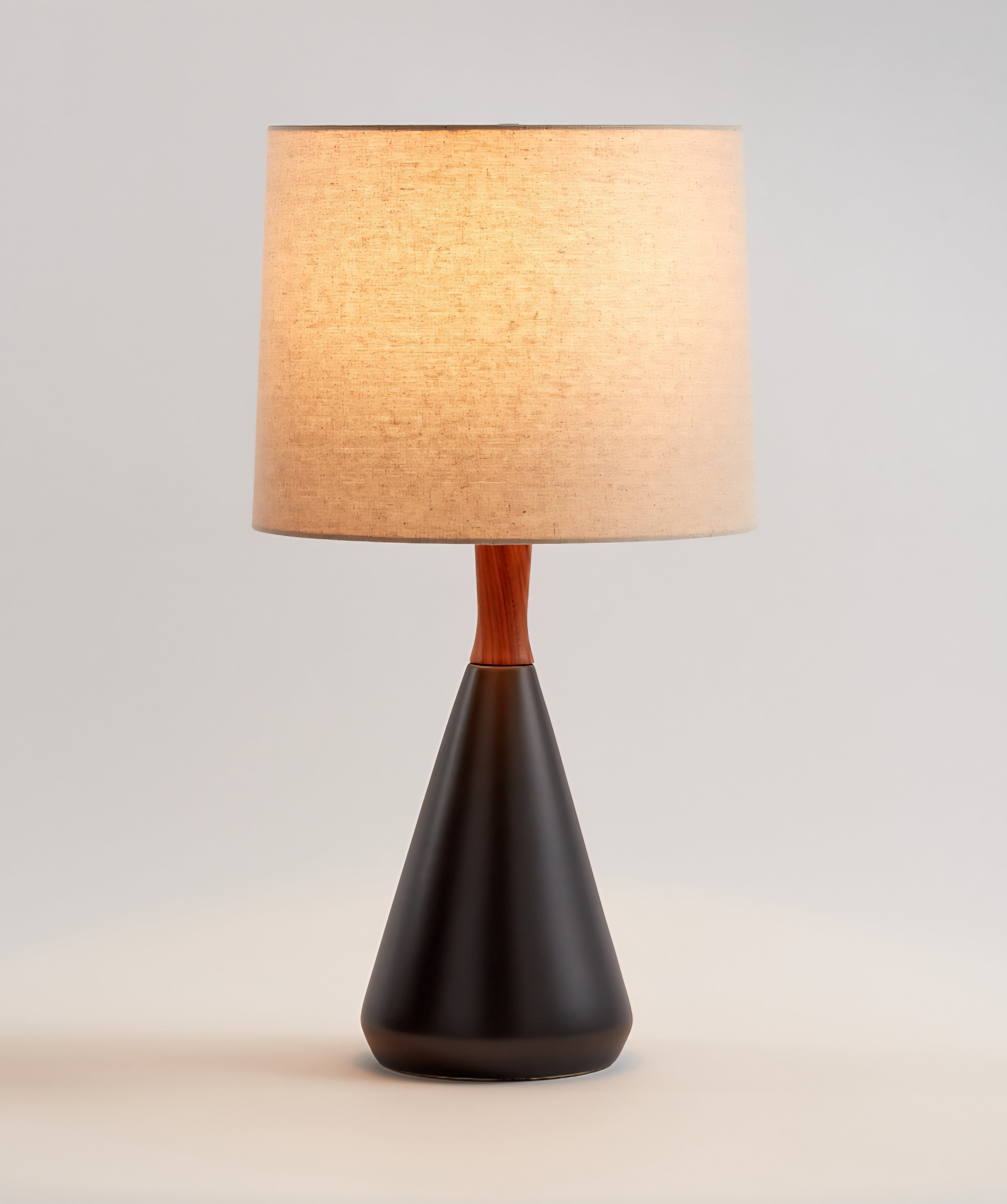 THE ONE × Weston — Black Mid‑Century Modern Table Lamp (27")
