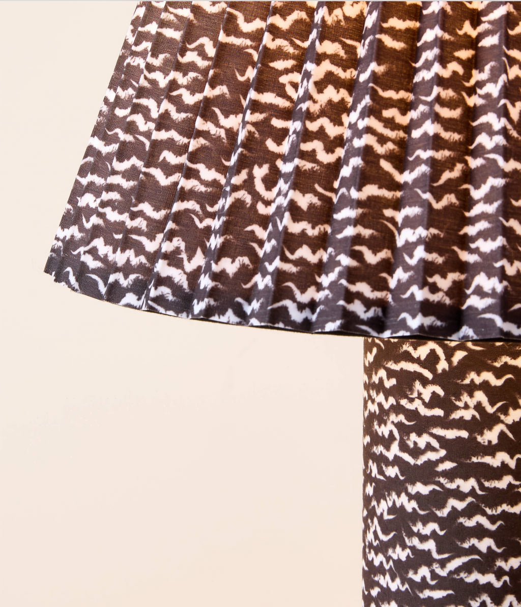THE ONE × Scrunch — Black and White Table Lamp