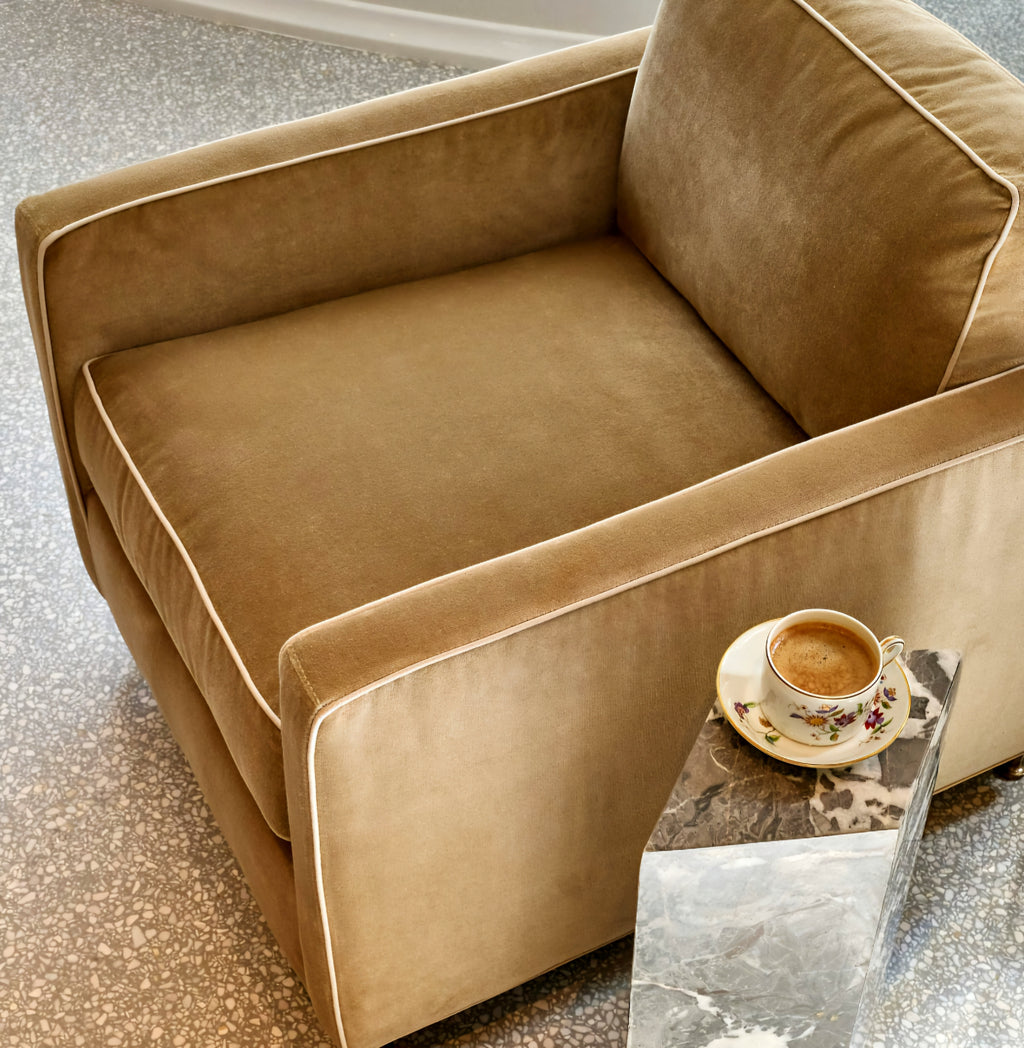 THE ONE × Saul — Grey Marble Drink Table
