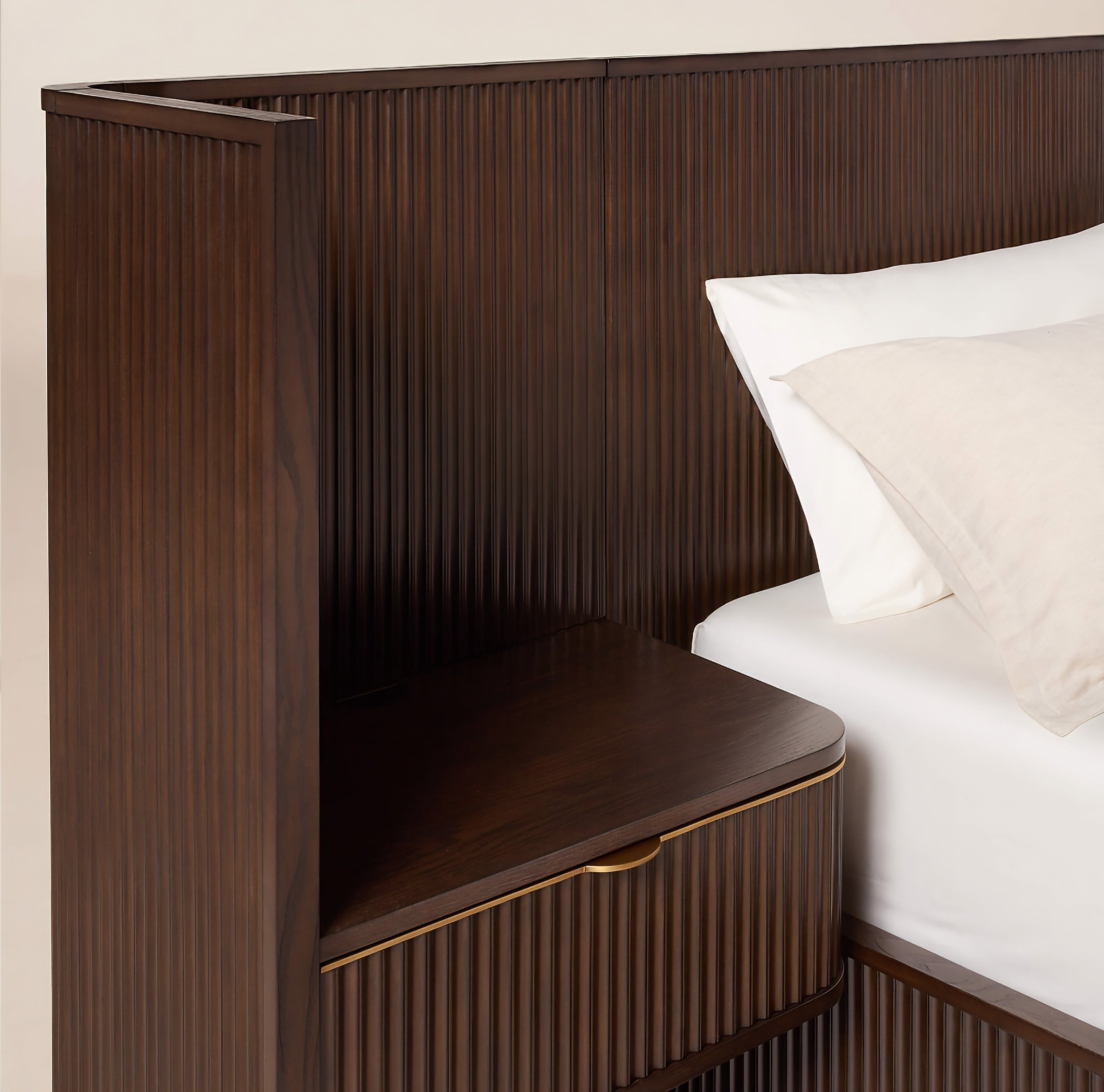 THE ONE × Davison — Fluted Dark Brown Wood Queen Bed with Nightstands