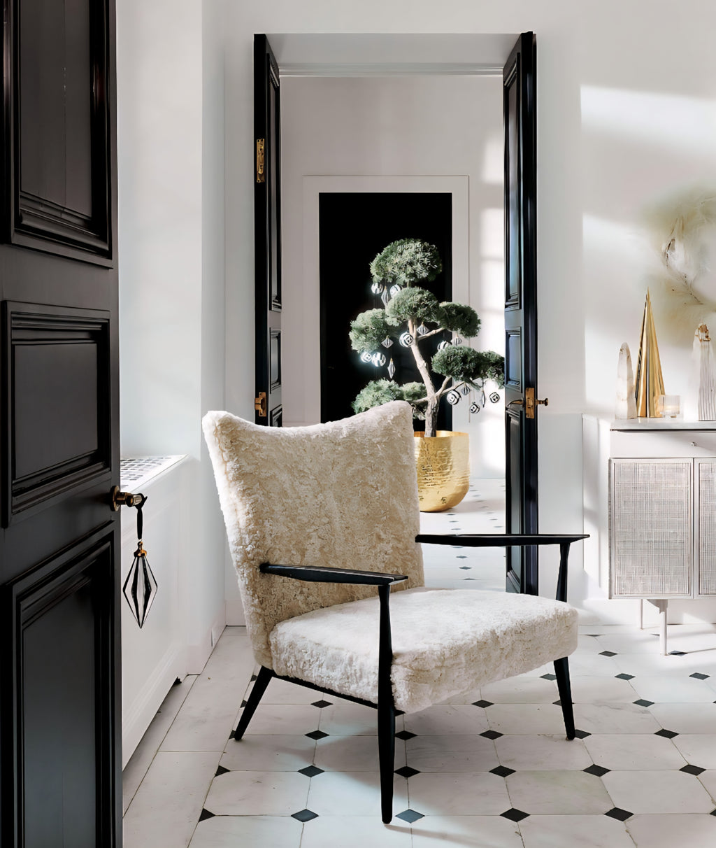 THE ONE × Pull-Up — Shearling Lounge Chair