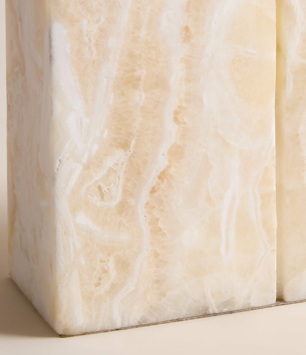 THE ONE × Lastra — White Onyx Table Lamp