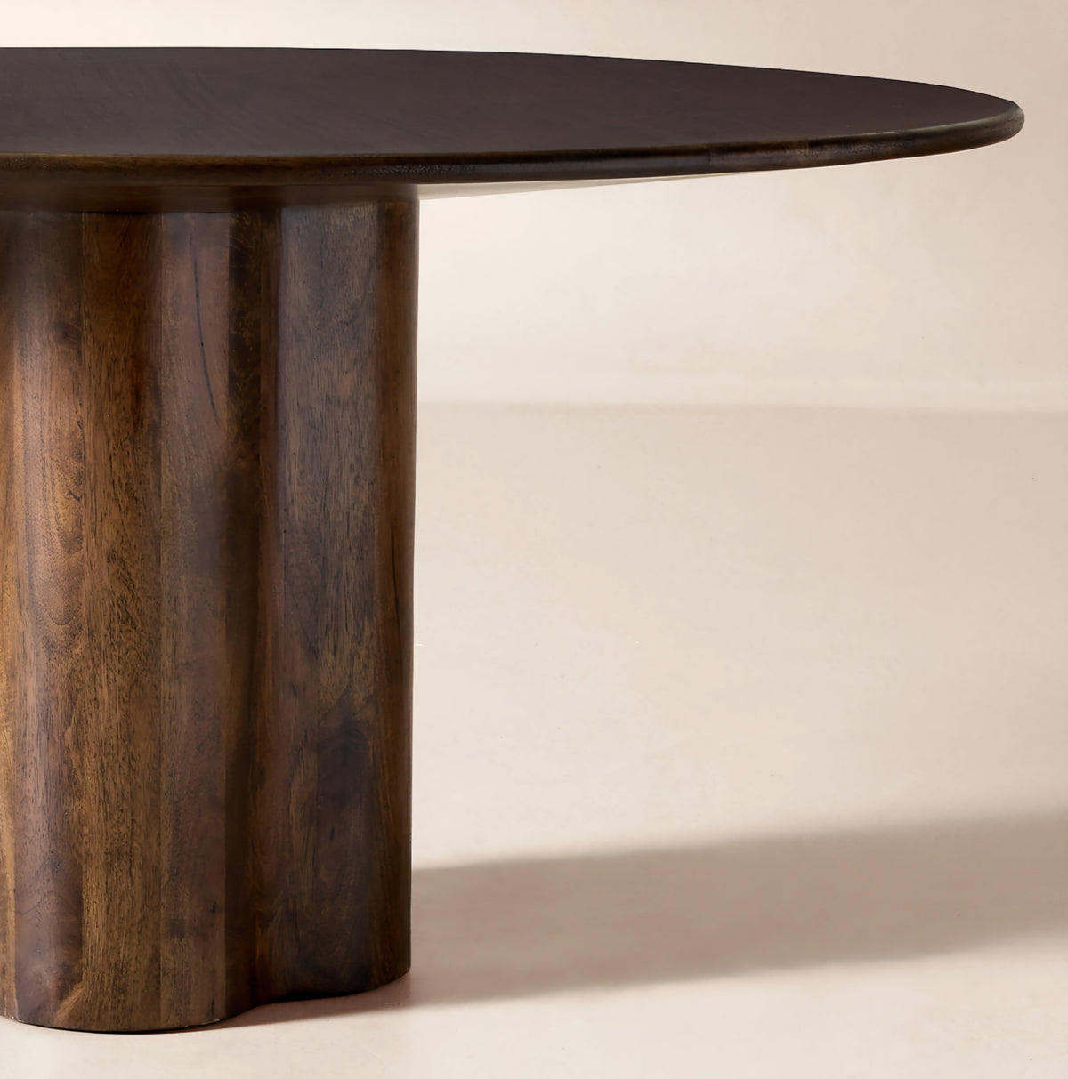 THE ONE × Viggo — Dark Mango Wood Dining Table