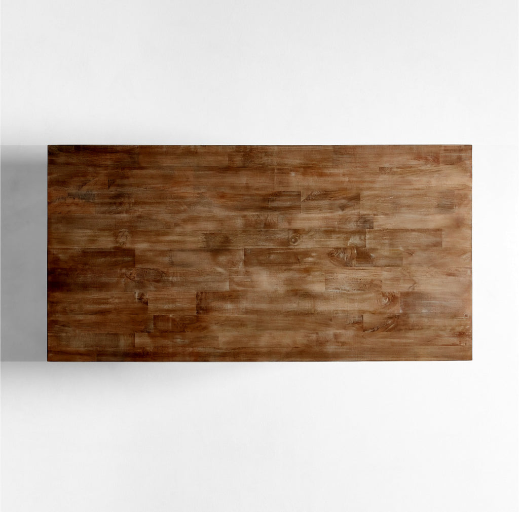 THE ONE × Basque — Table à manger en bois massif brun clair vieilli