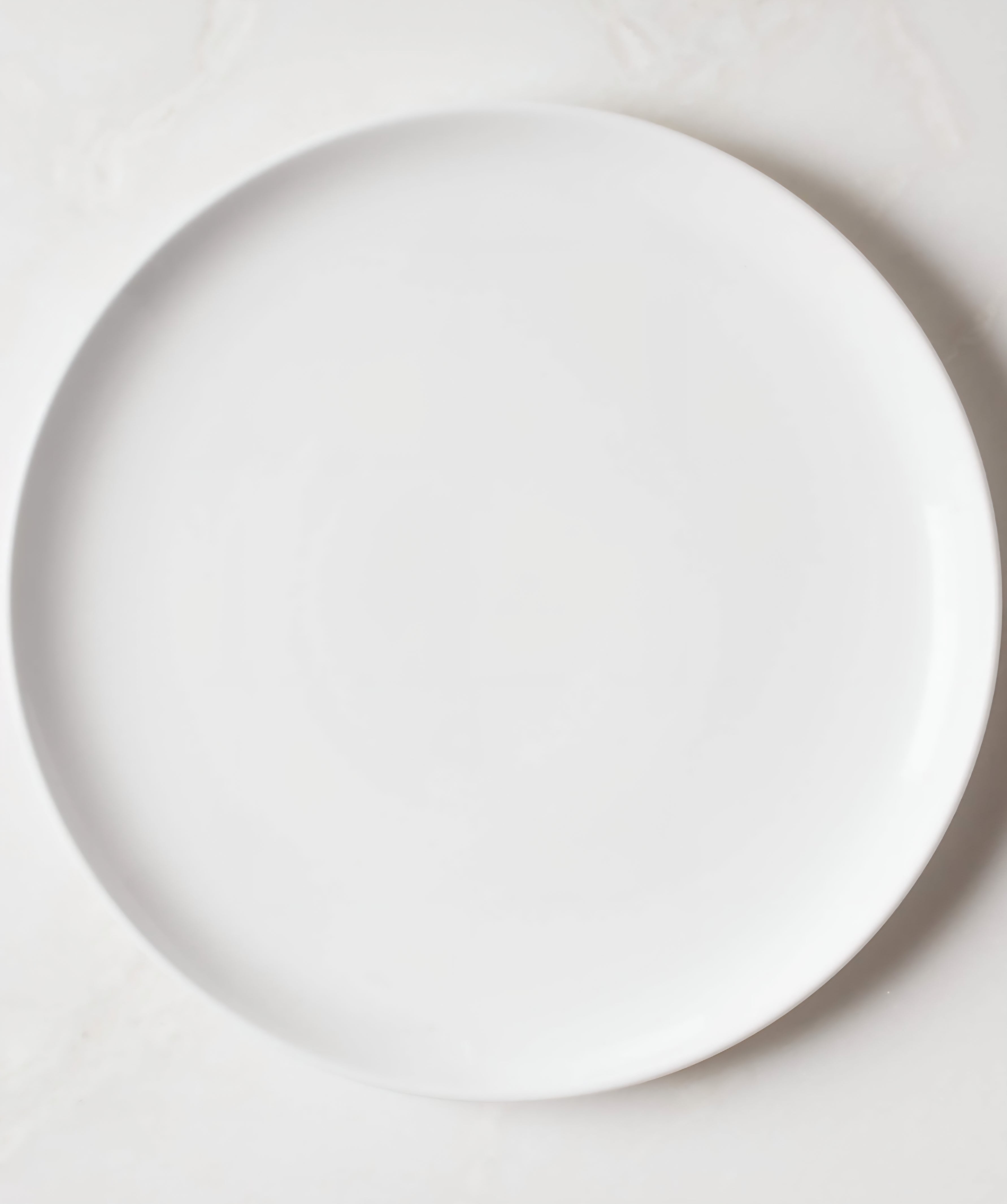 THE ONE × Contact — White Ceramic Dinner Plates with Black Rim
