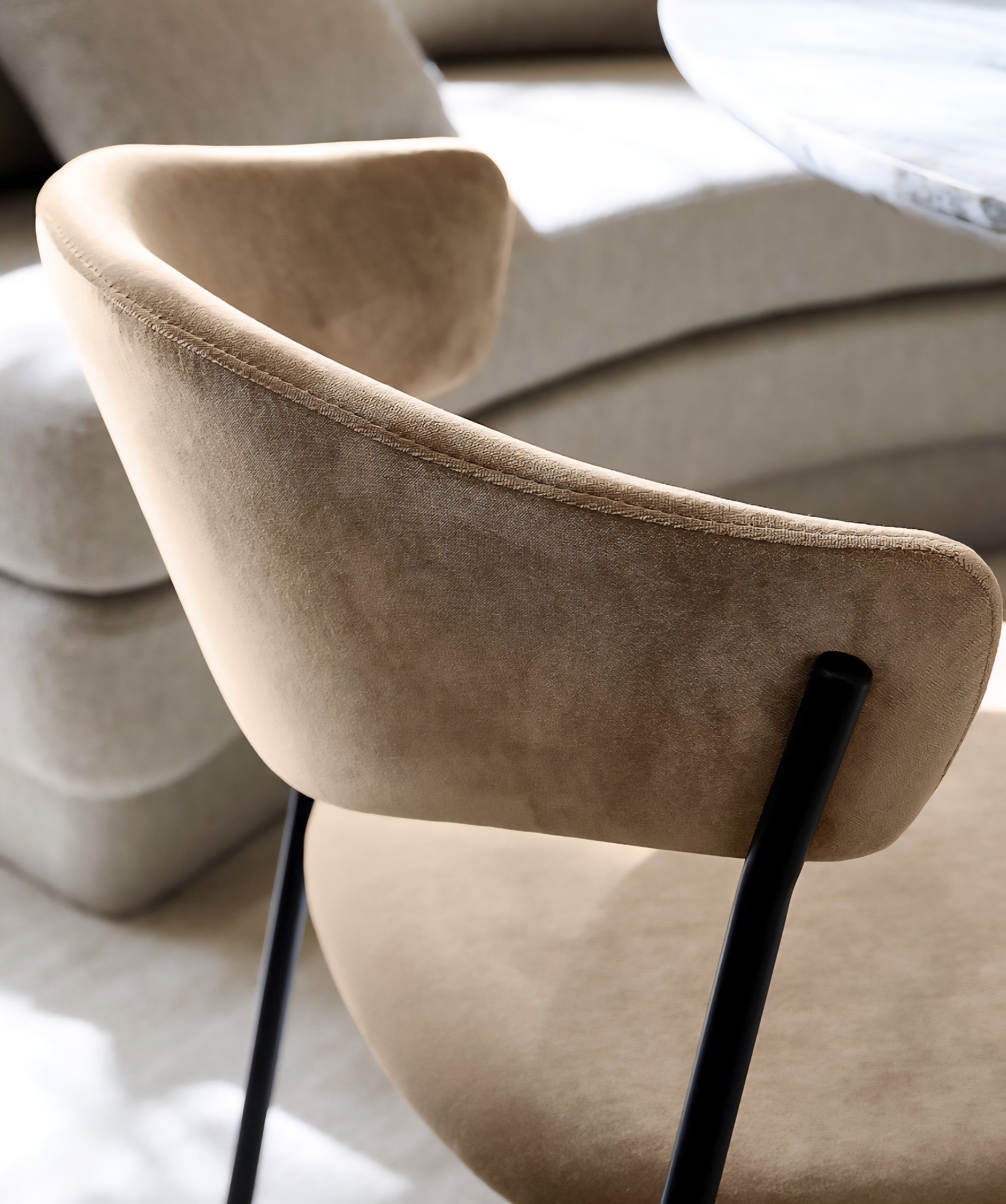 THE ONE × Damato — Mink Velvet Dining Chair