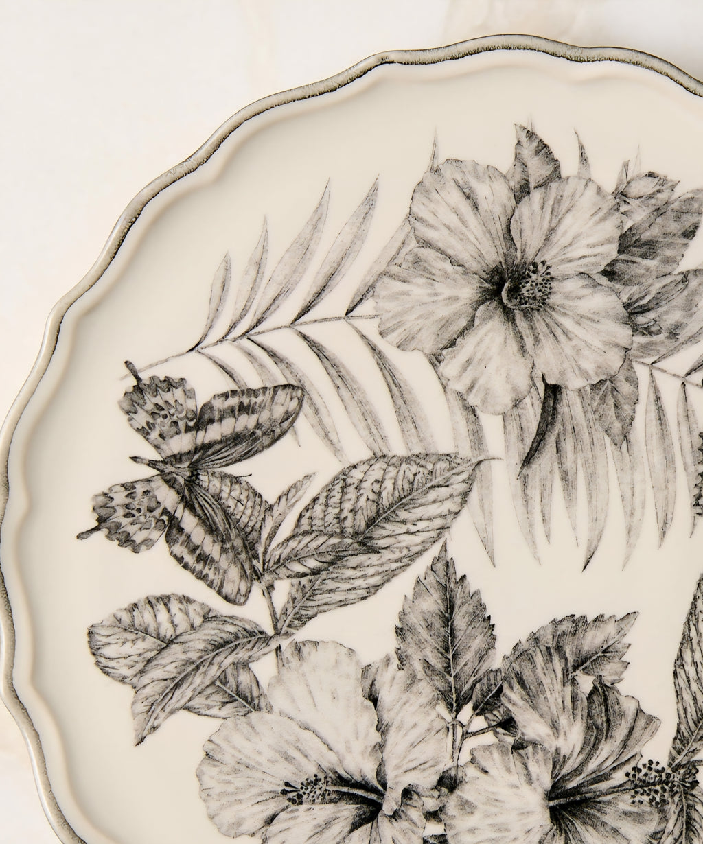 THE ONE × Everly — Green and Black Patterned Appetizer Plates (Set of 6)