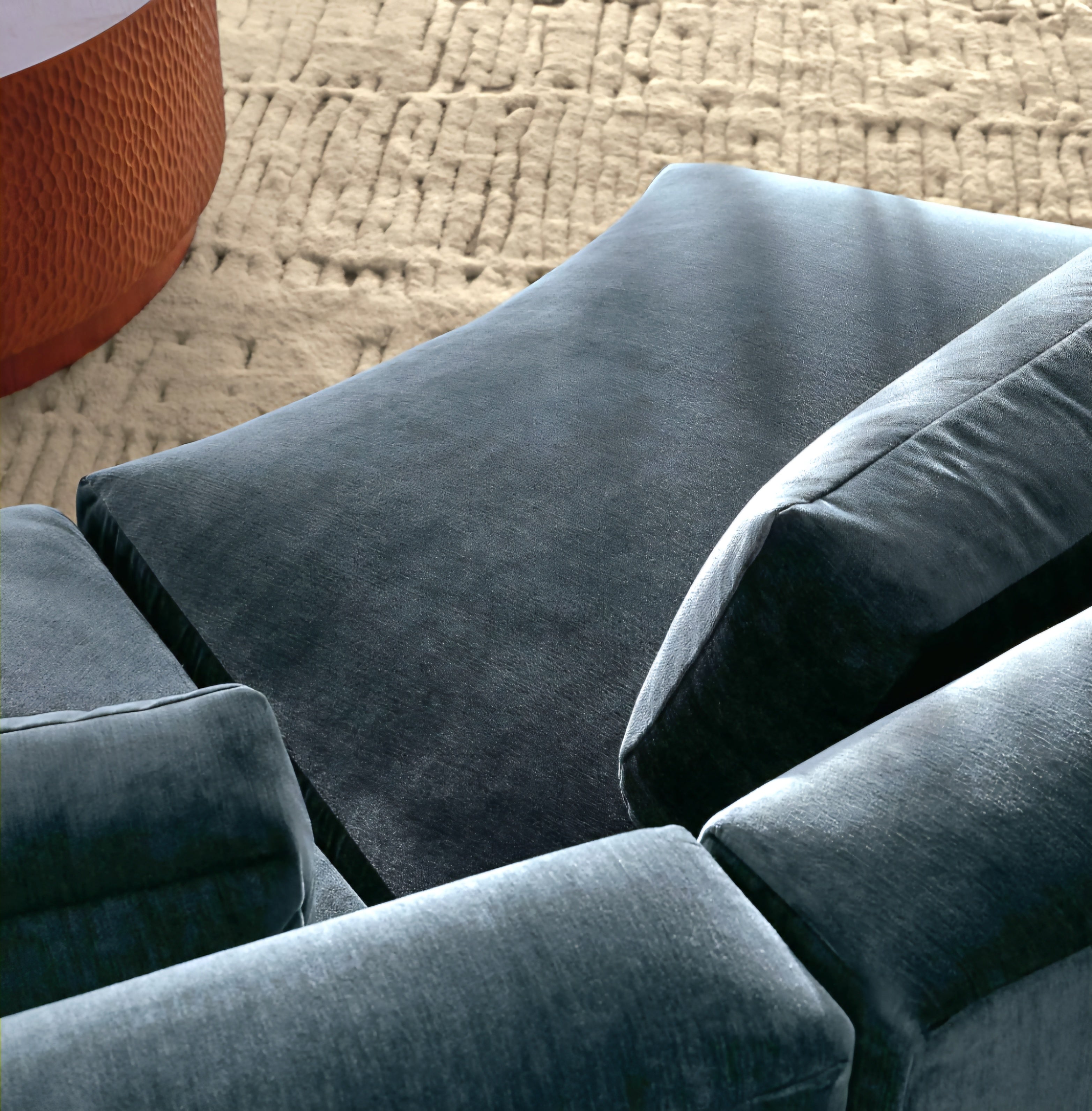 THE ONE × Sonora — Curved Sapphire Velvet 4-Piece Sectional Sofa