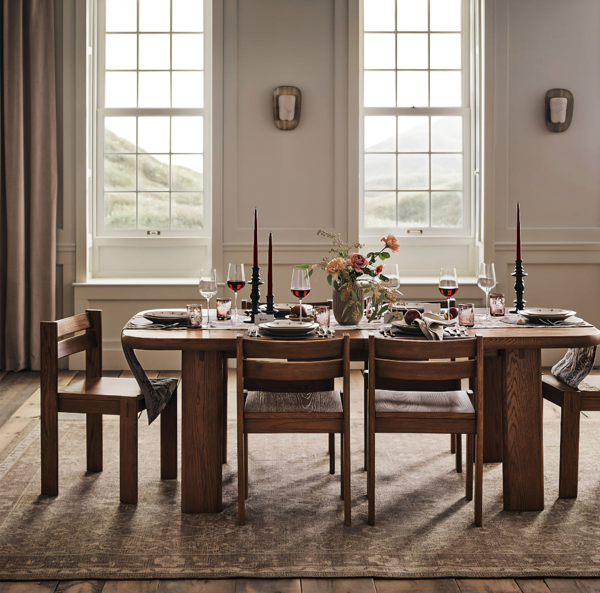 THE ONE × Hearth — Esszimmerstuhl Eiche