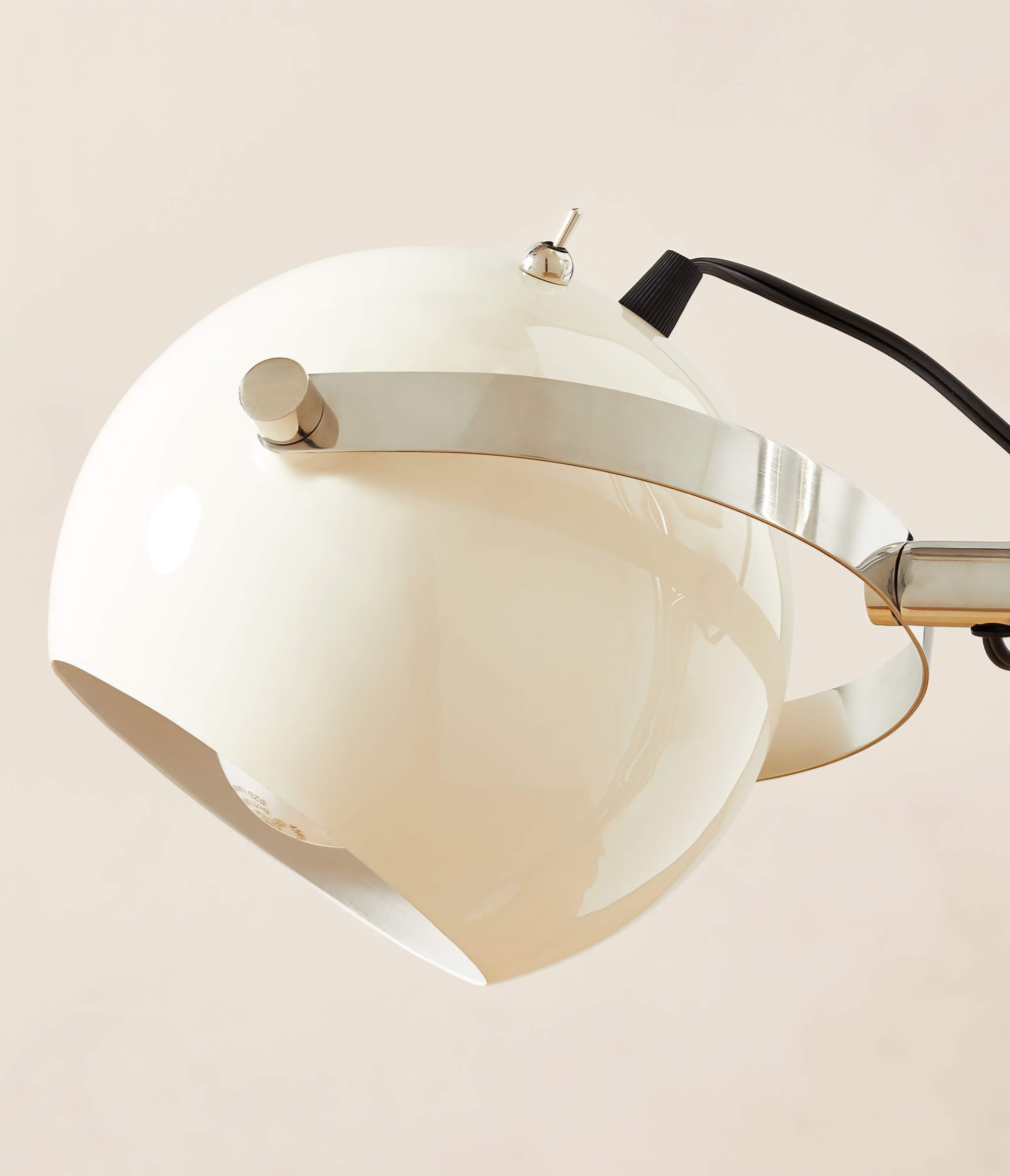 THE ONE × Daltrey — White Metal Floor Lamp
