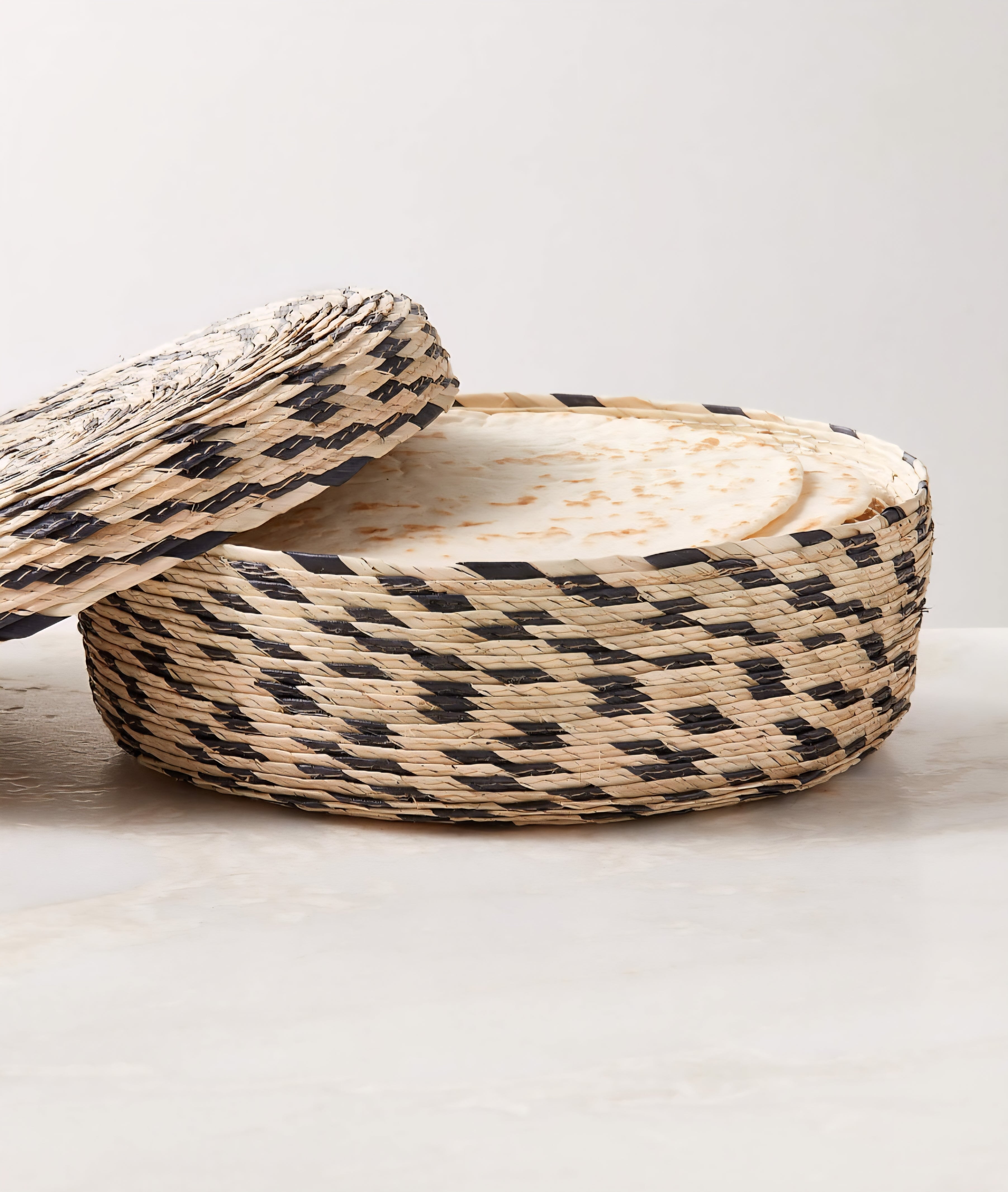 THE ONE × Mezze — Black and Natural Serving Basket with Lid