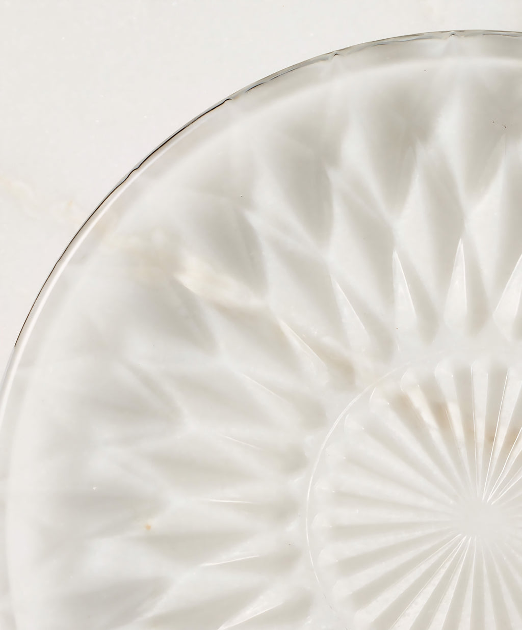THE ONE × Daphne — Glass Appetizer Plates