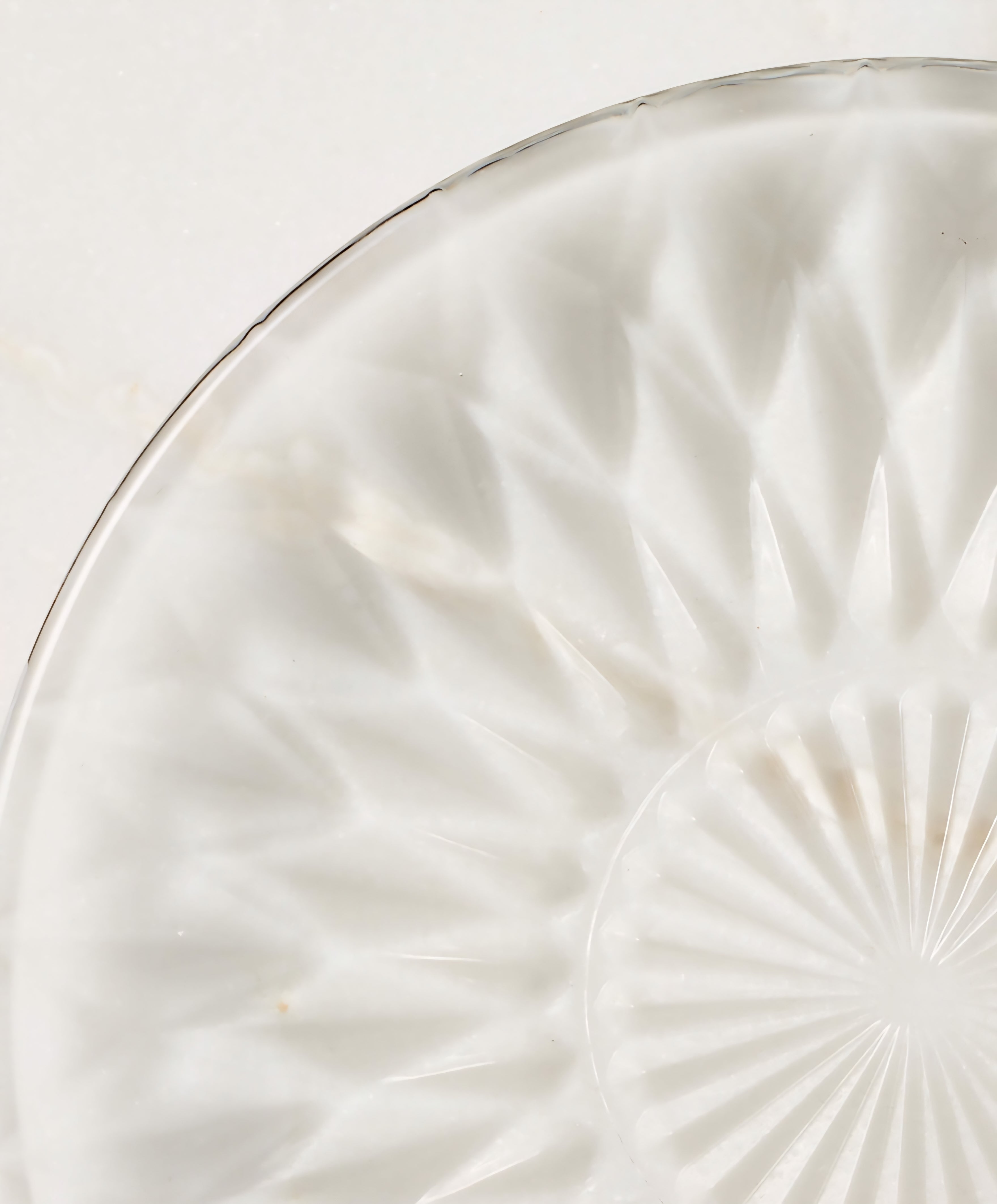 THE ONE × Daphne — Glass Appetizer Plates