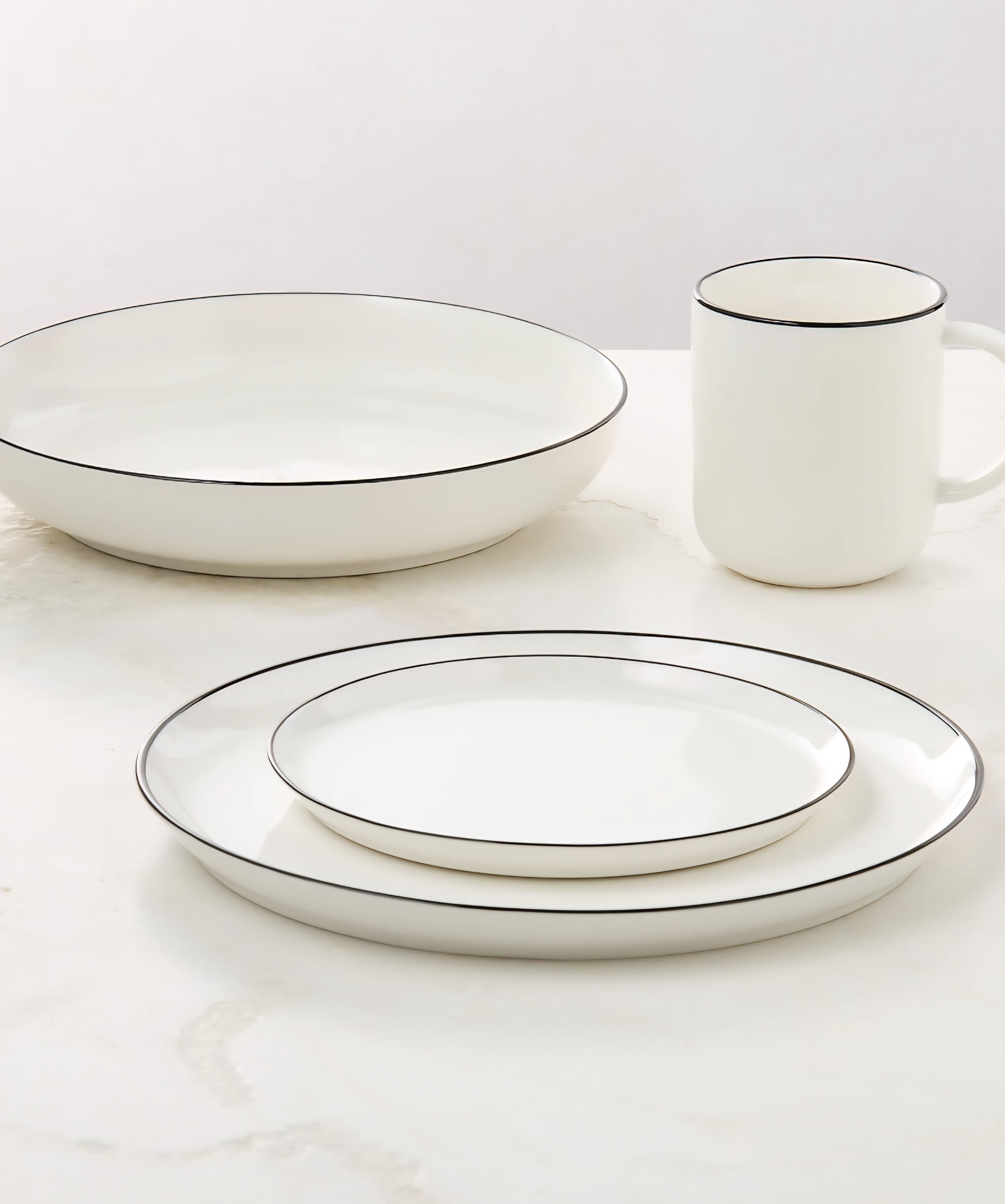 THE ONE × Contact — White Ceramic Dinner Plates with Black Rim