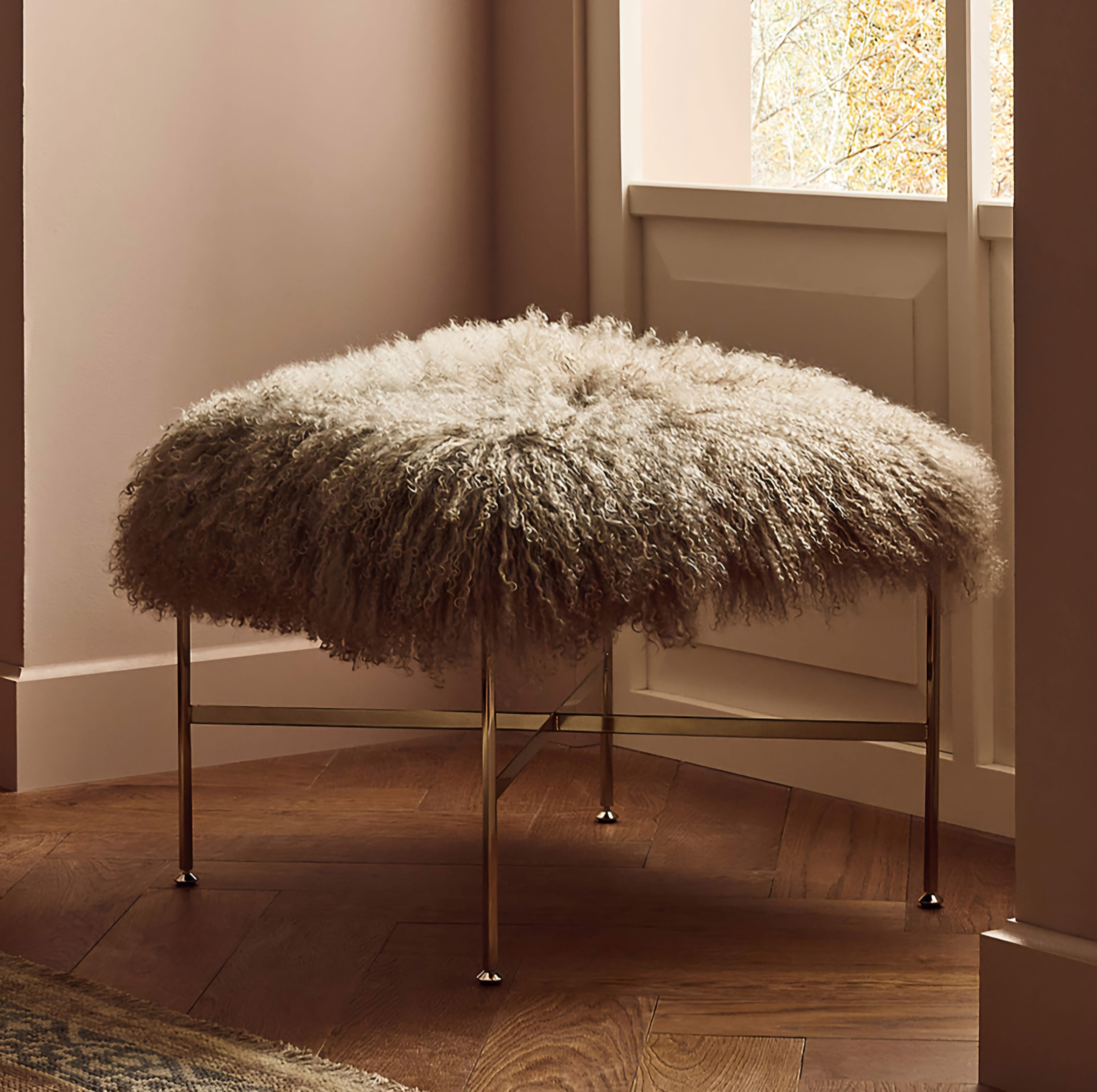 THE ONE × Director — Taupe Shearling Ottoman Model 1201