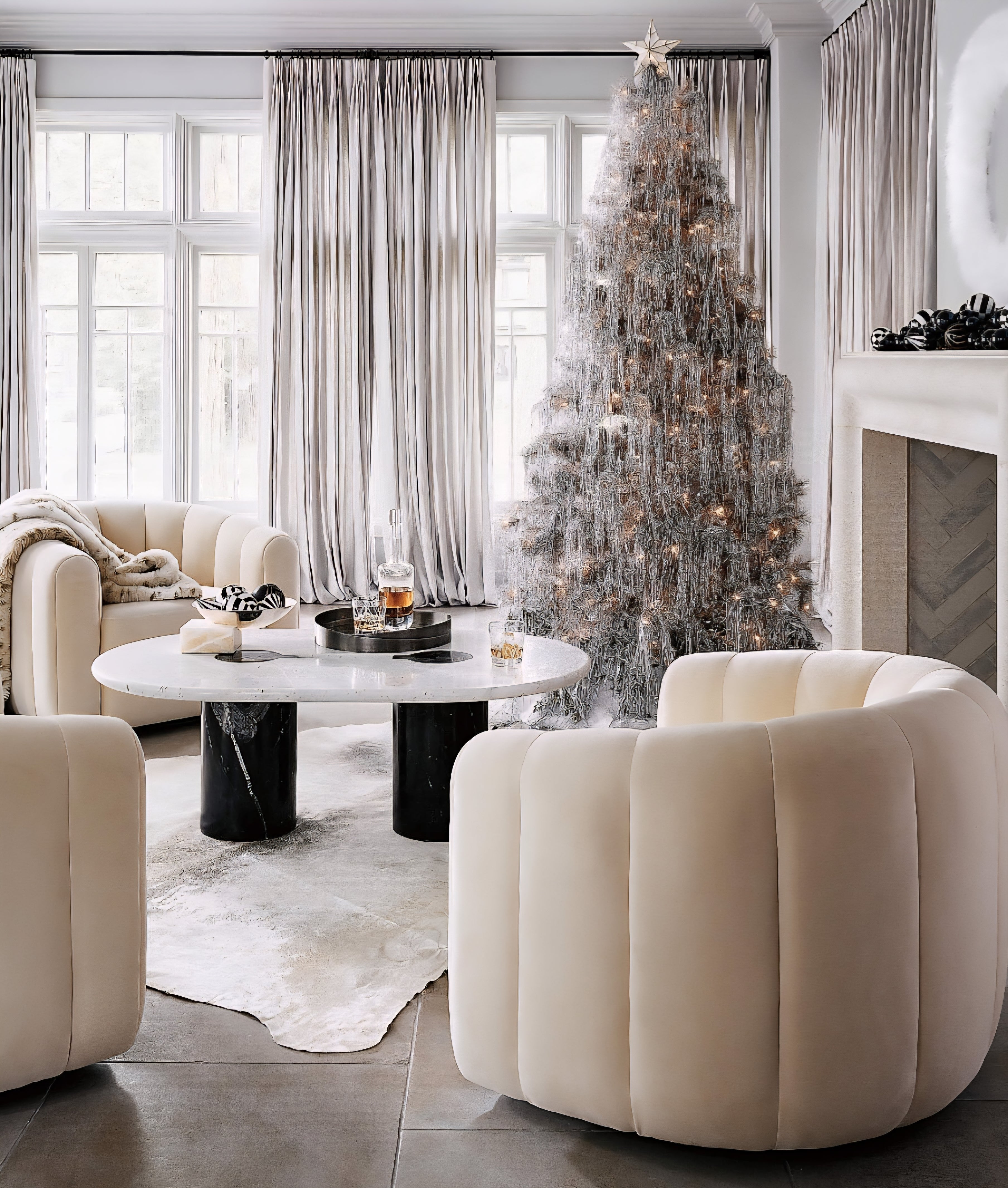 THE ONE × Liguria — Oval Marble Coffee Table