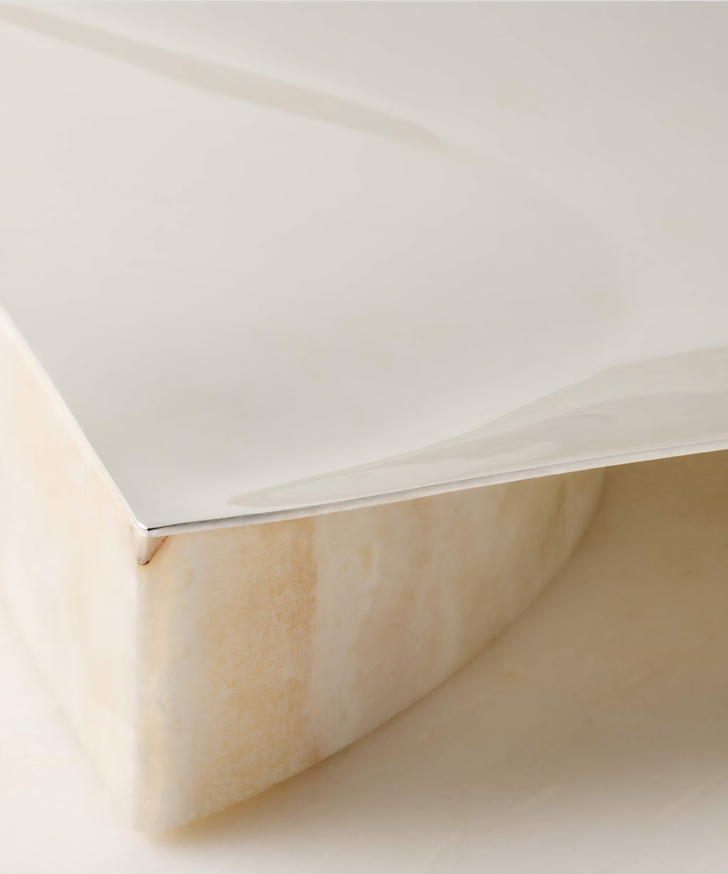 THE ONE × Akri — Champagne Gold and Cream Onyx Serving Platter