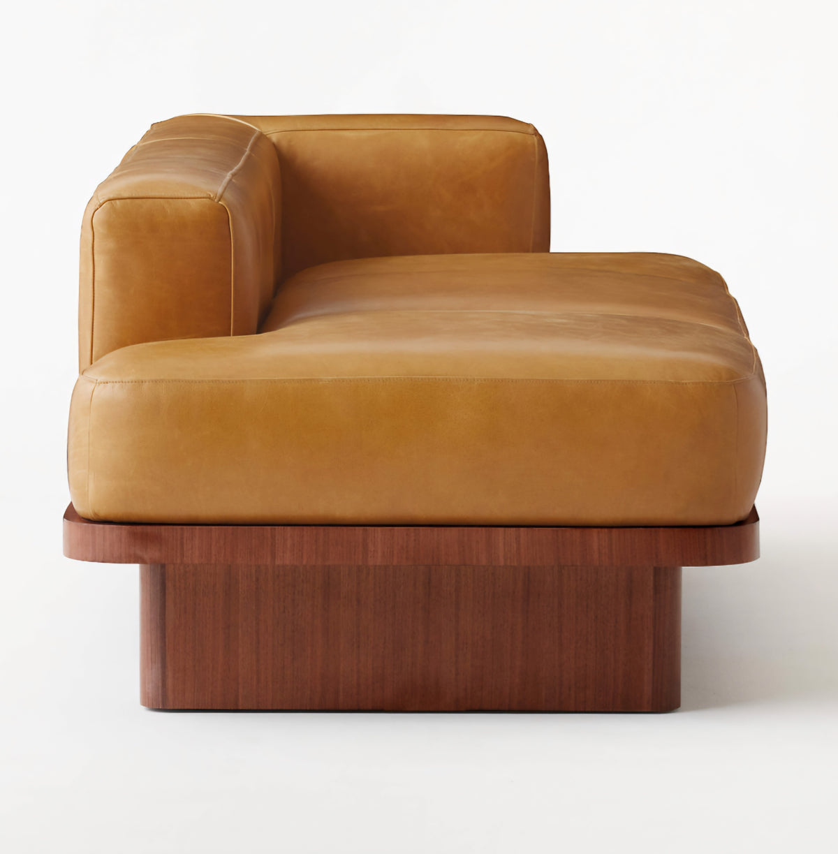 THE ONE × Serafin — Brown Leather Daybed