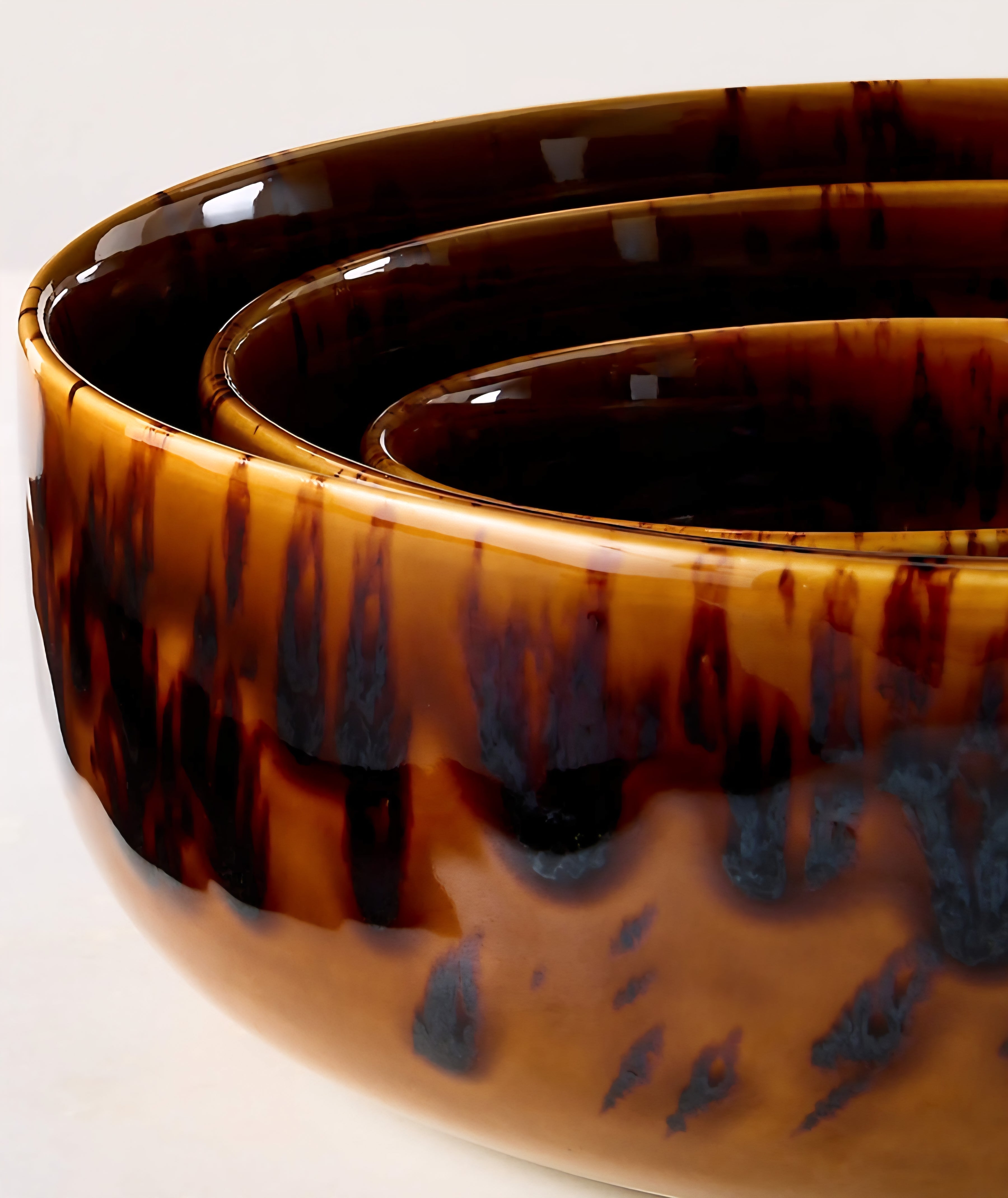 THE ONE × Tara — 3‑Piece Tortoise Serving Bowls