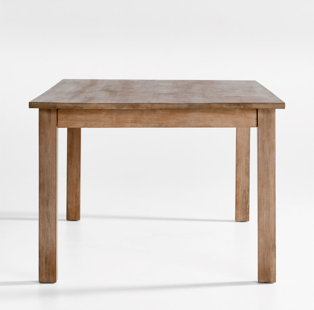THE ONE × Basque — Table à manger en bois massif brun clair vieilli