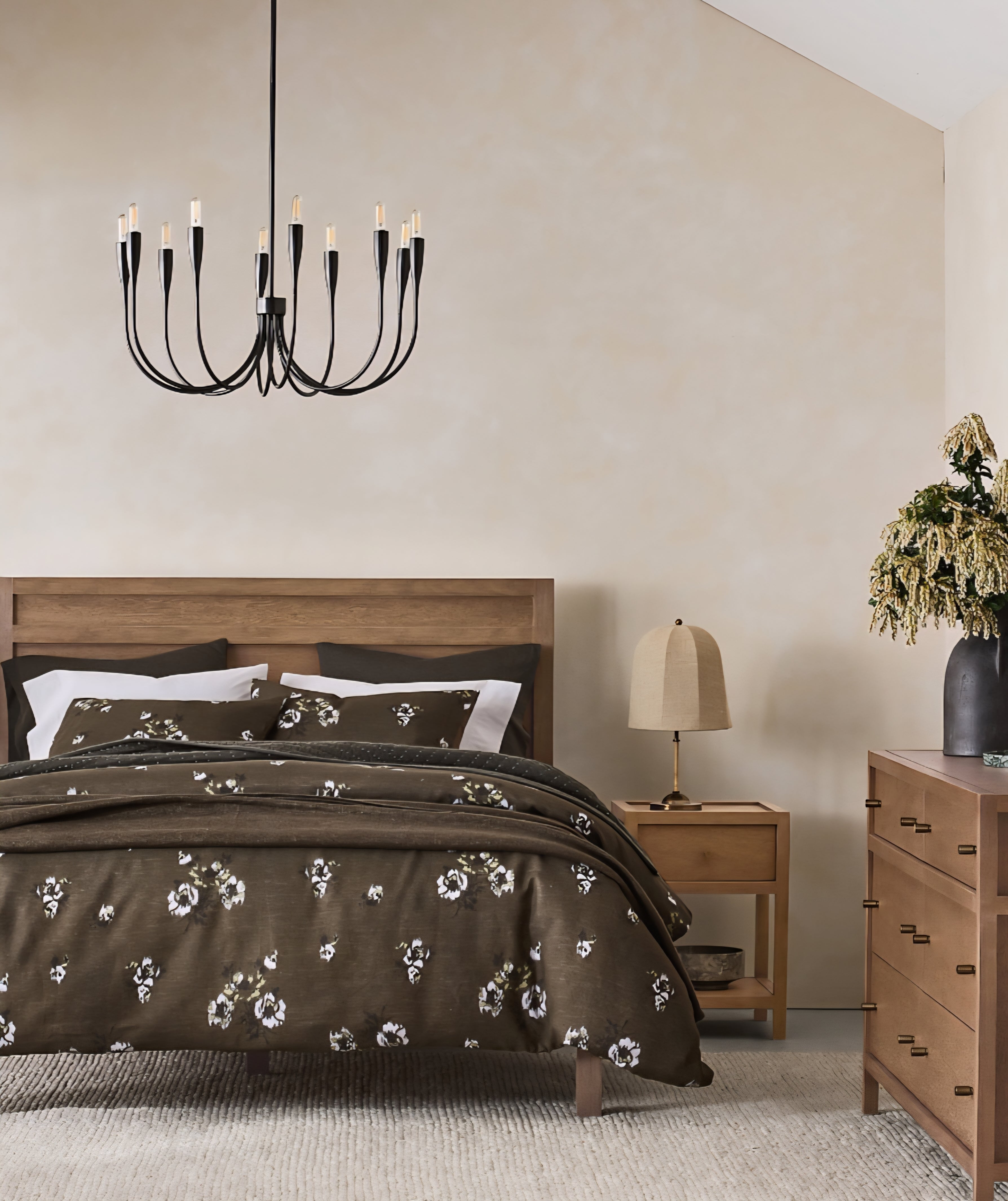 THE ONE × Allegra — Rattan and Linen Table Lamp