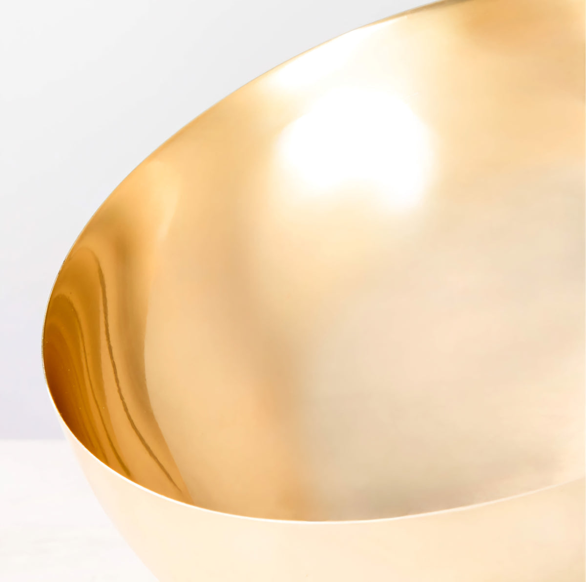 THE ONE × Hera — Bronze Serving Bowl