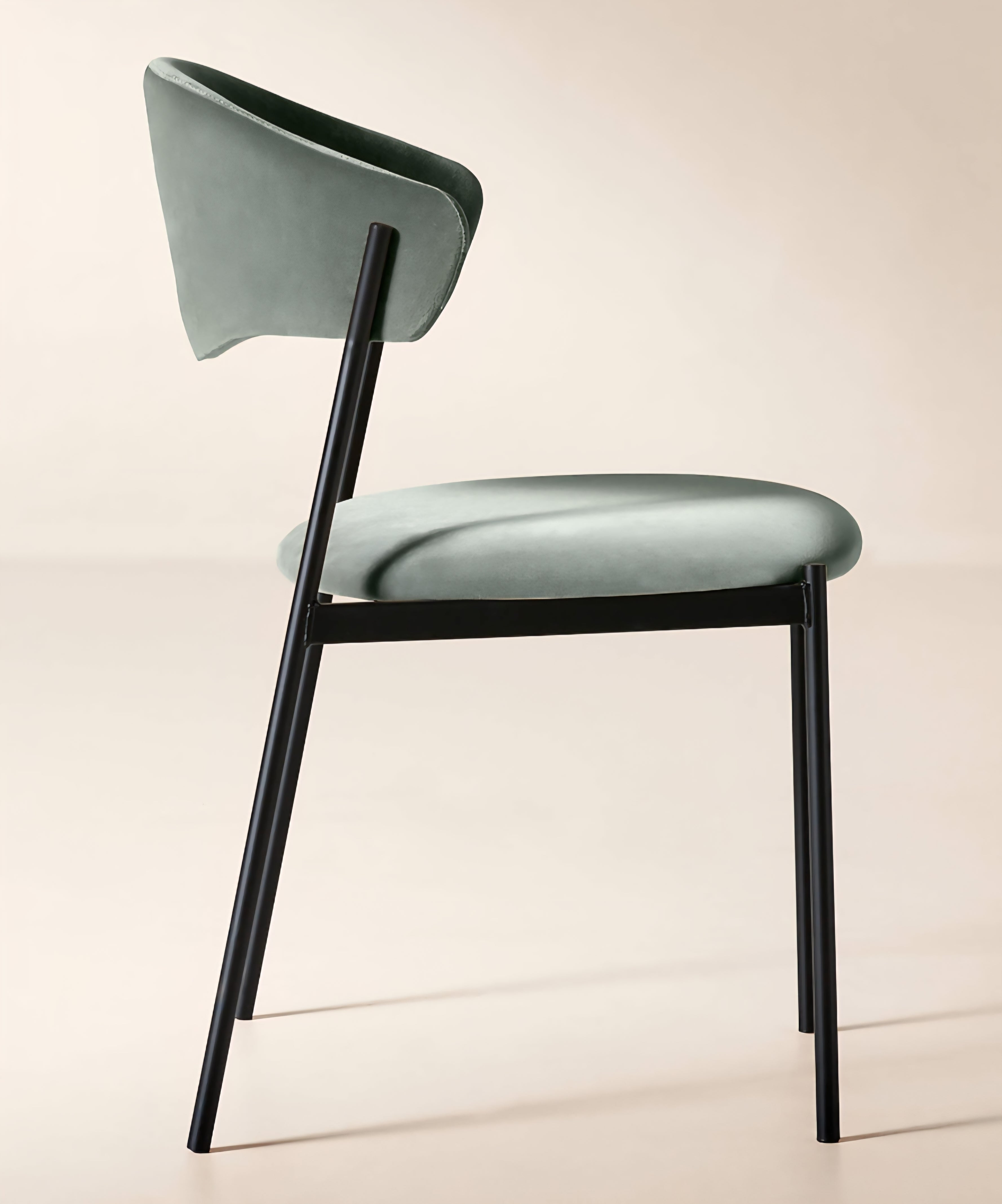 THE ONE × Damato — Mink Velvet Dining Chair