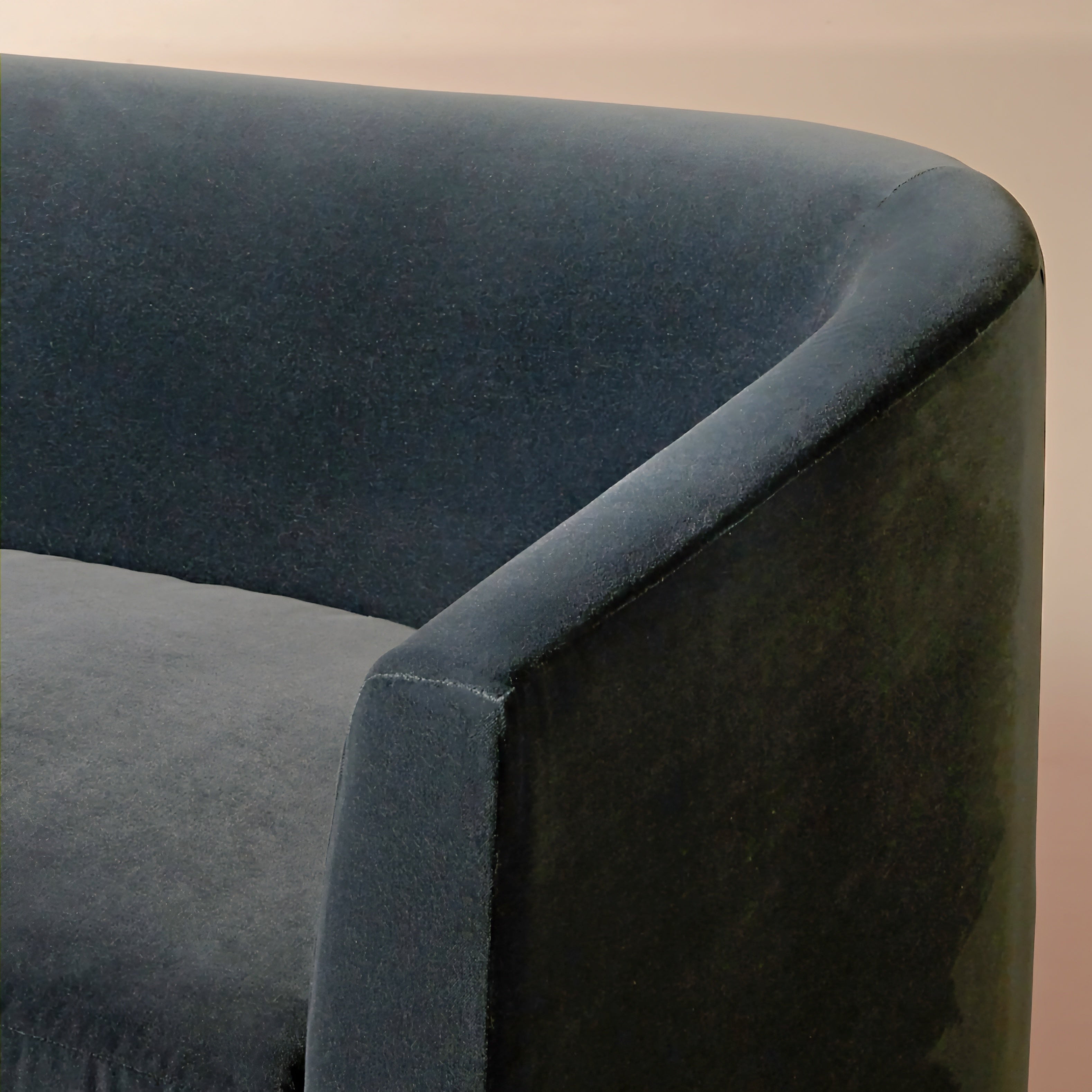 THE ONE × Galerie — Dark Blue Velvet Sofa