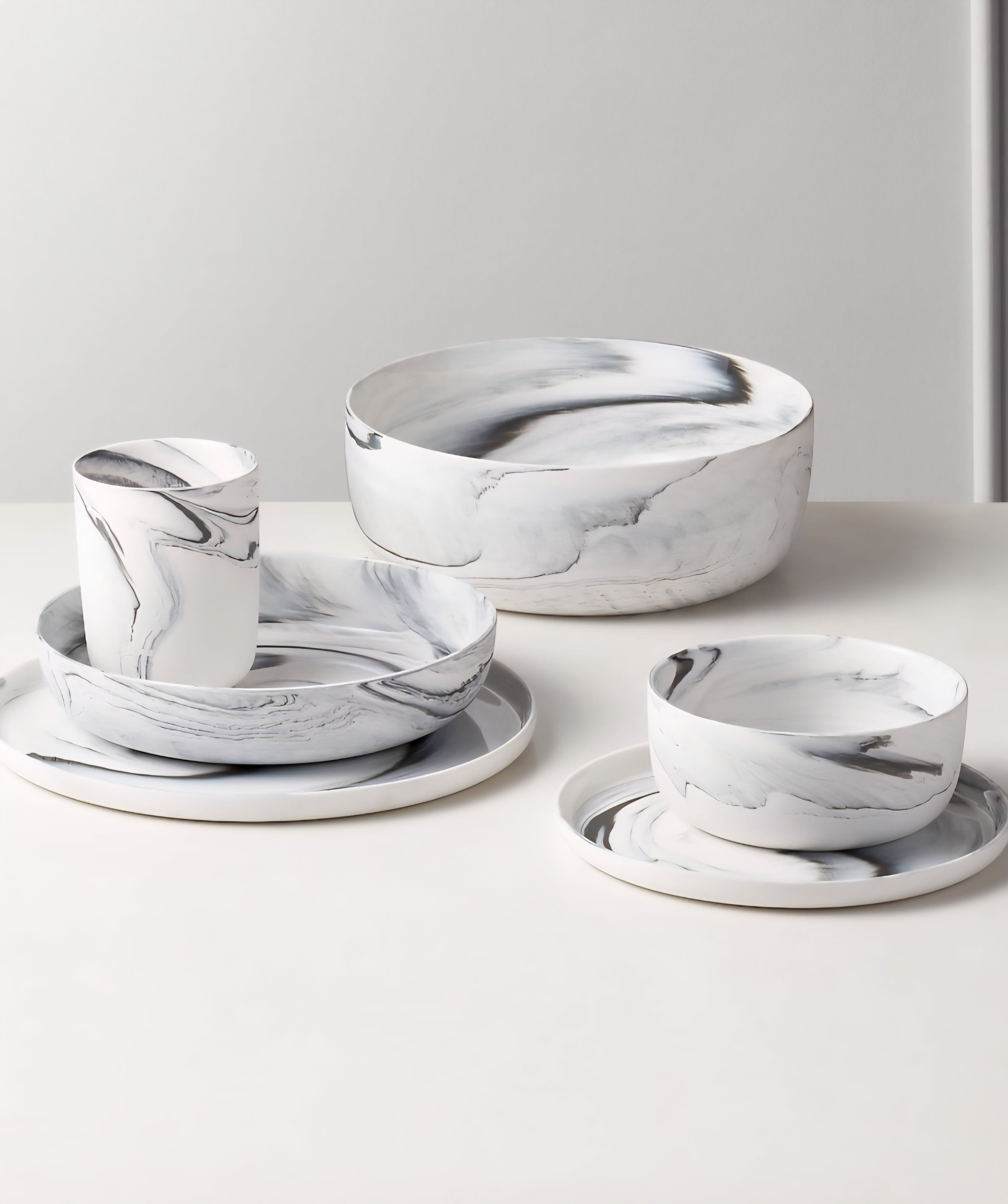THE ONE × Swirl — 3-Piece Black and White Dinnerware Set